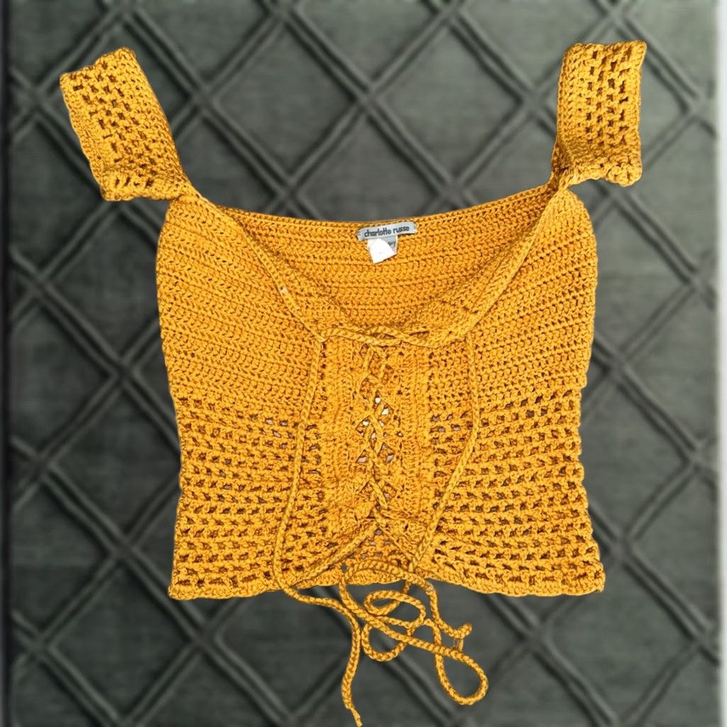 Vintage VINTAGE Charlotte Russe Beach Yarn Crochet Style Top Yellow Size S Y2K Size S / US 4 / IT 40 - 1 Thumbnail