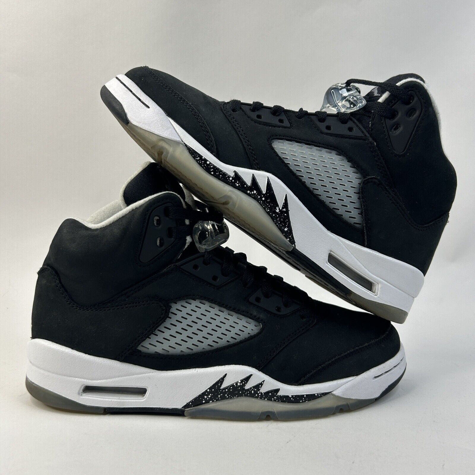 Nike Nike Air Jordan 5 Retro “Moonlight/Oreo” 2024 Size US 7.5 / EU 40-41 - 1 Thumbnail
