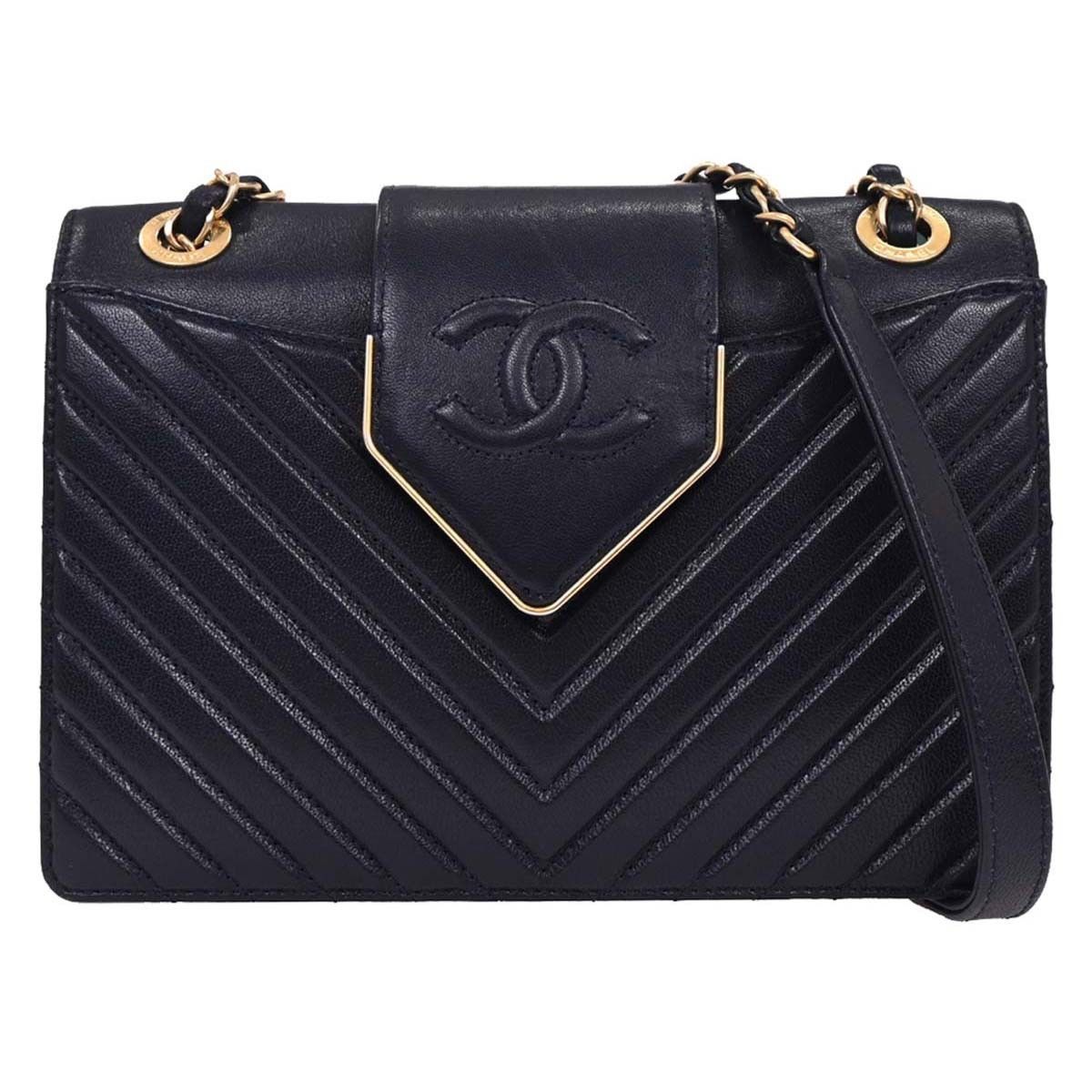 Chanel Chanel Collar and Tie Flap Bag Chevron Sheepskin Size ONE SIZE - 1 Thumbnail