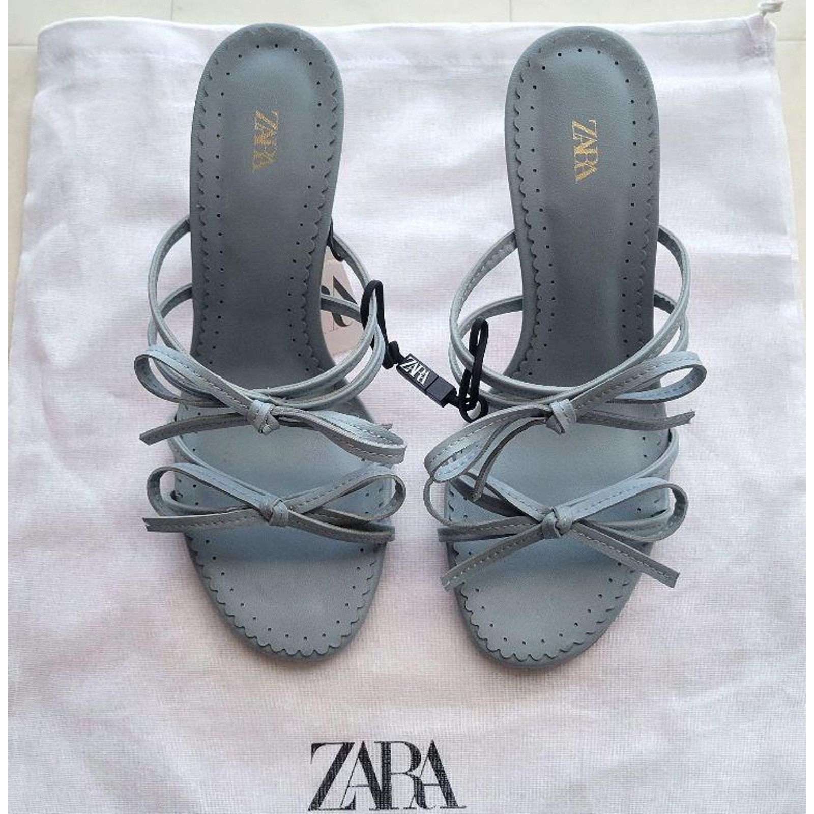 Zara ZARA women's Blue Strappy Heels NWT Size US 8 / IT 38 - 9 Thumbnail
