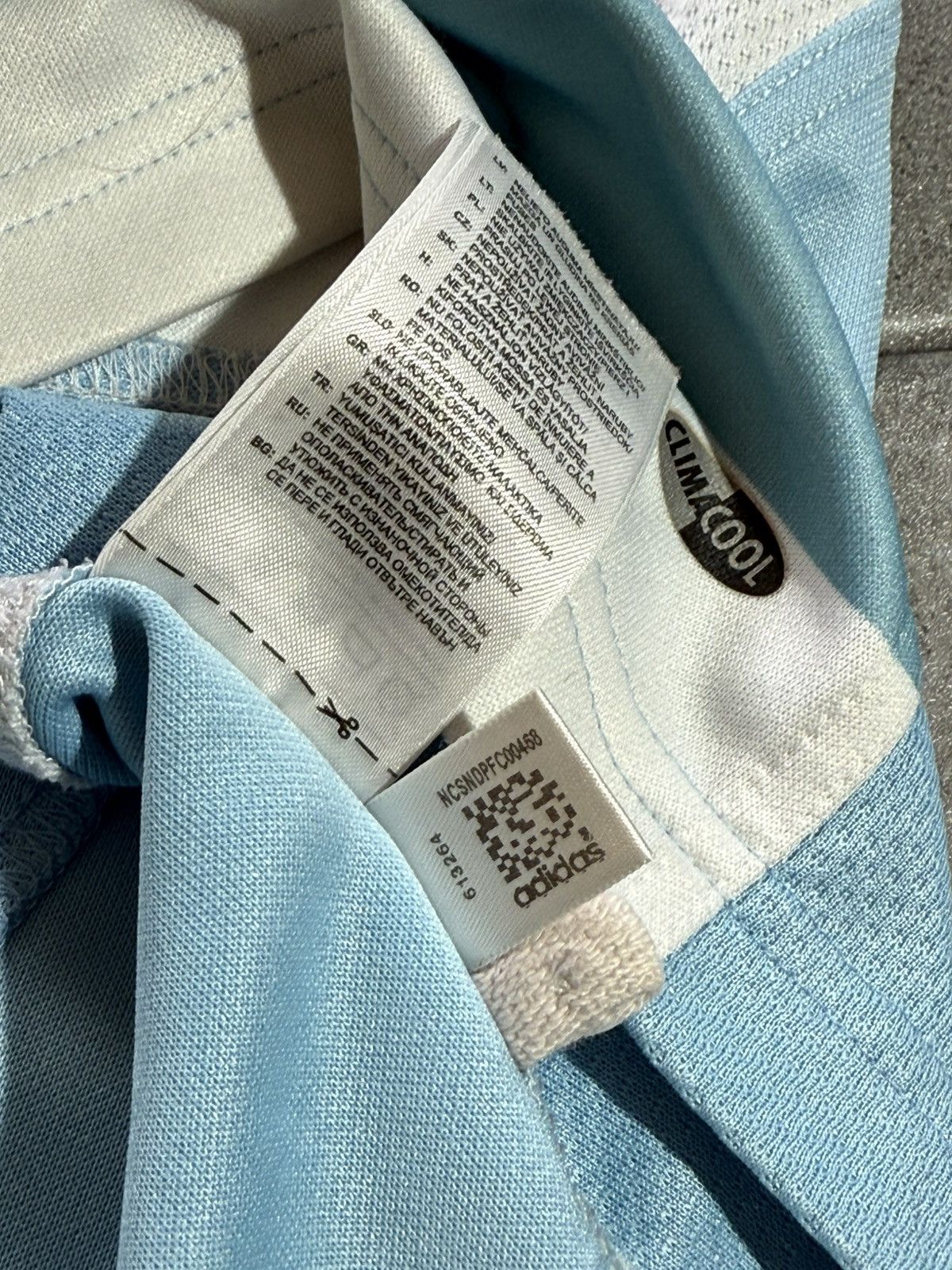 Adidas Rare 2008 Adidas Argentina U.A.R Rugby Shirt soccer jersey Size US L / EU 52-54 / 3 - 12 Thumbnail