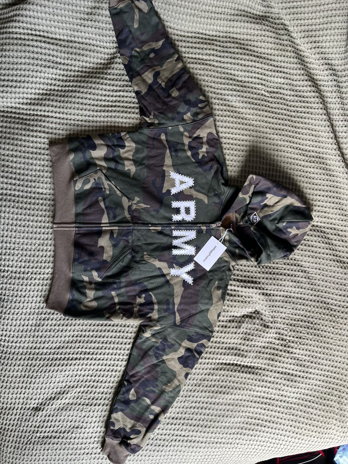 IHP Rhinestone ARMY camo hoodie