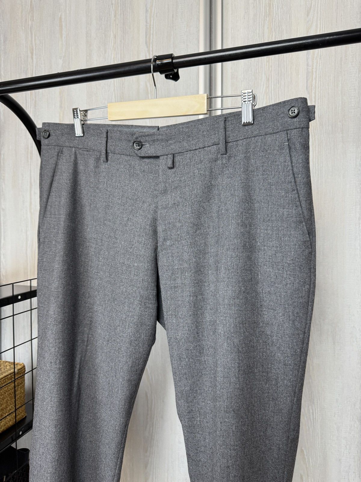 Boggi Boggi Milano made in Italy grey wool buckles classic pants Size US 36 / EU 52 - 5 Thumbnail