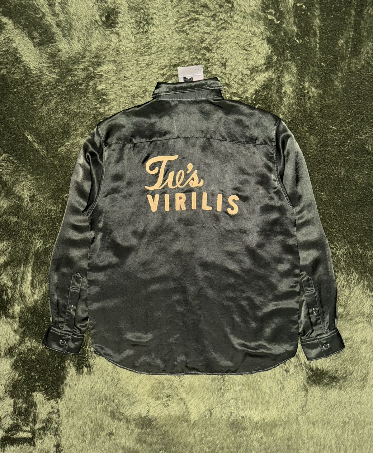 Toga [50] TOGA VIRILIS Embroidered Satin Western Shirt – Green Size US XL / EU 56 / 4 - 1 Thumbnail