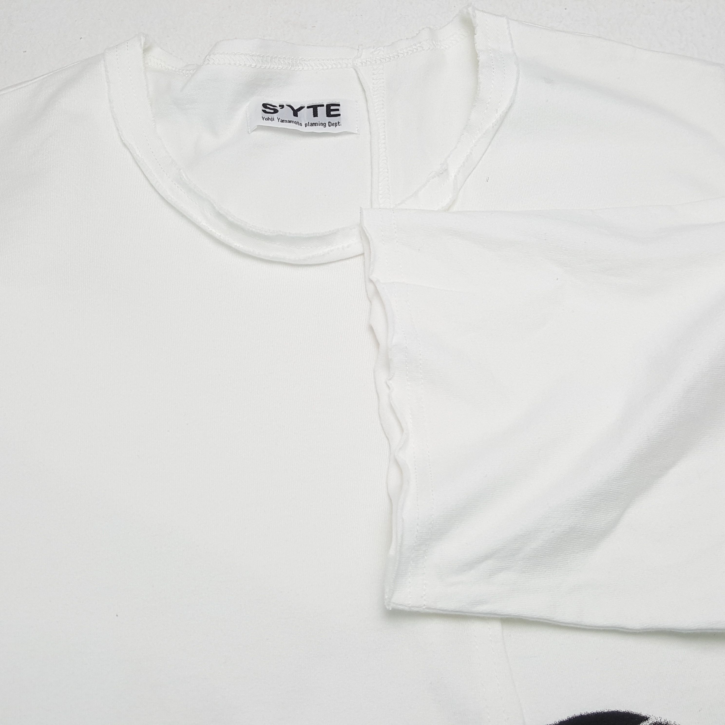 Yohji Yamamoto YOHJI YAMAMOTO Designer Tshirt Rare Design Fashion Style Size US XL / EU 56 / 4 - 7 Thumbnail