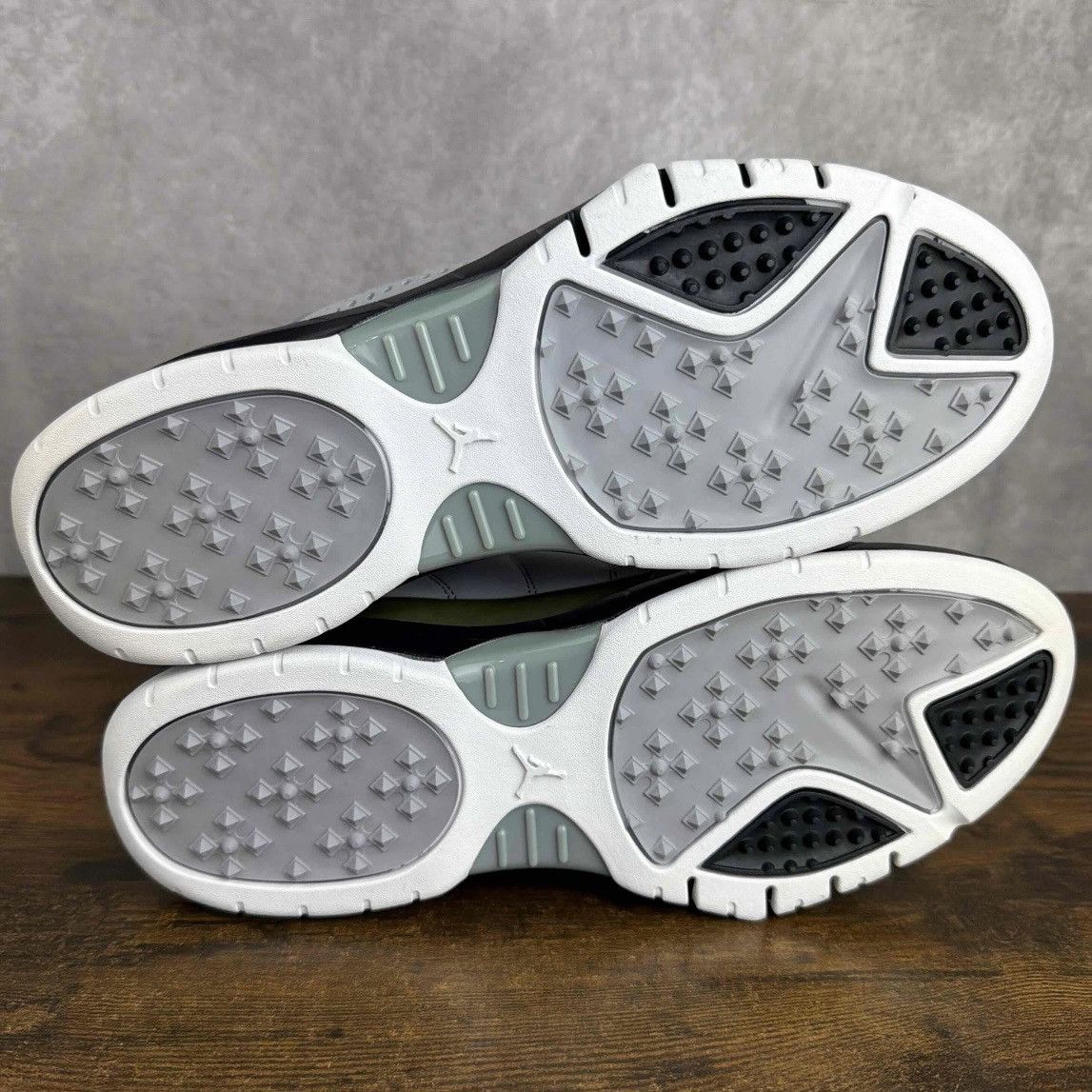 Jordan Brand NEW Vintage Jordan Jeter Throwback Light Graphite 395190-002 Size US 11 / EU 44 - 6 Thumbnail
