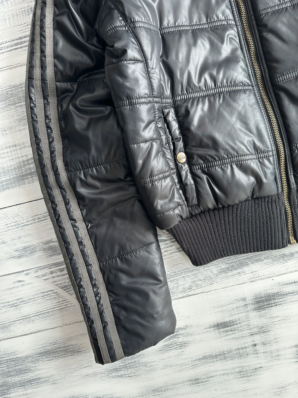 Adidas Vintage ADIDAS Y2K Puffer Bomber Jacket Black 3 Stripes Size M / US 6-8 / IT 42-44 - 5 Thumbnail