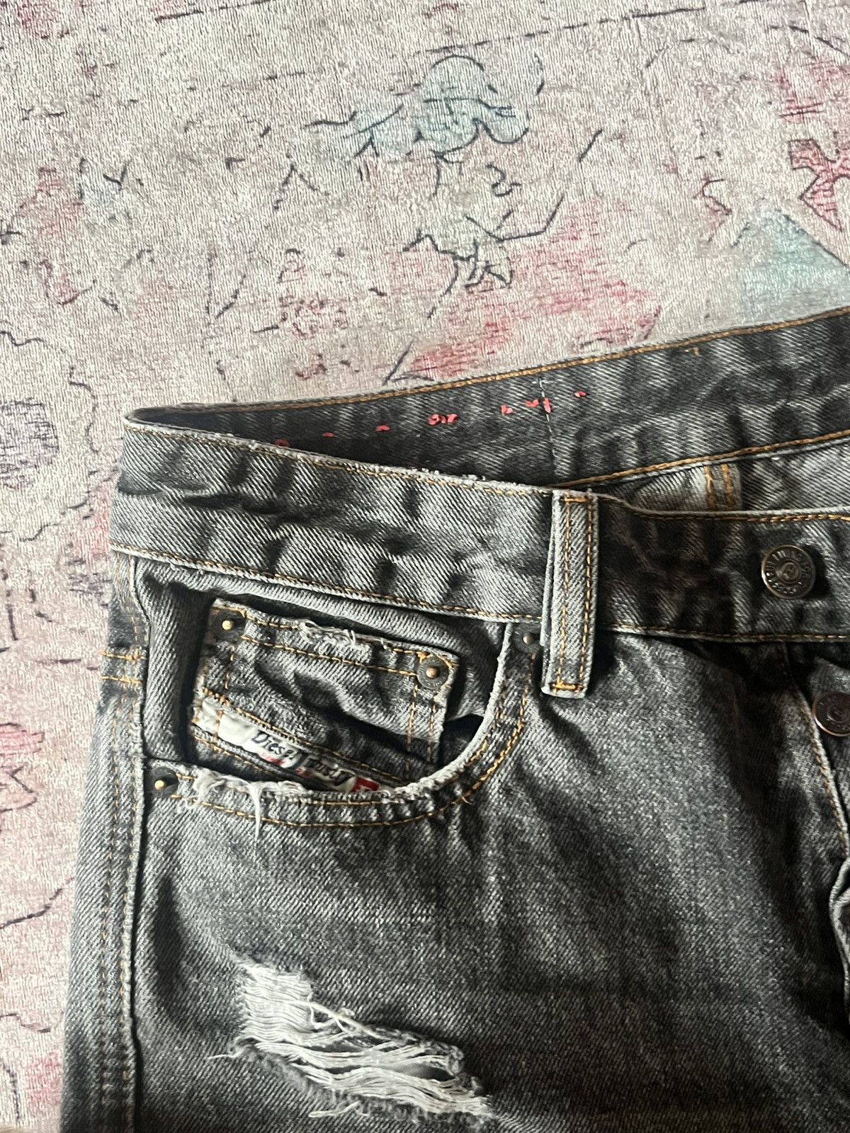 Diesel Diesel distressed denim - Y2K archive vintage wash Size US 37 - 3 Thumbnail