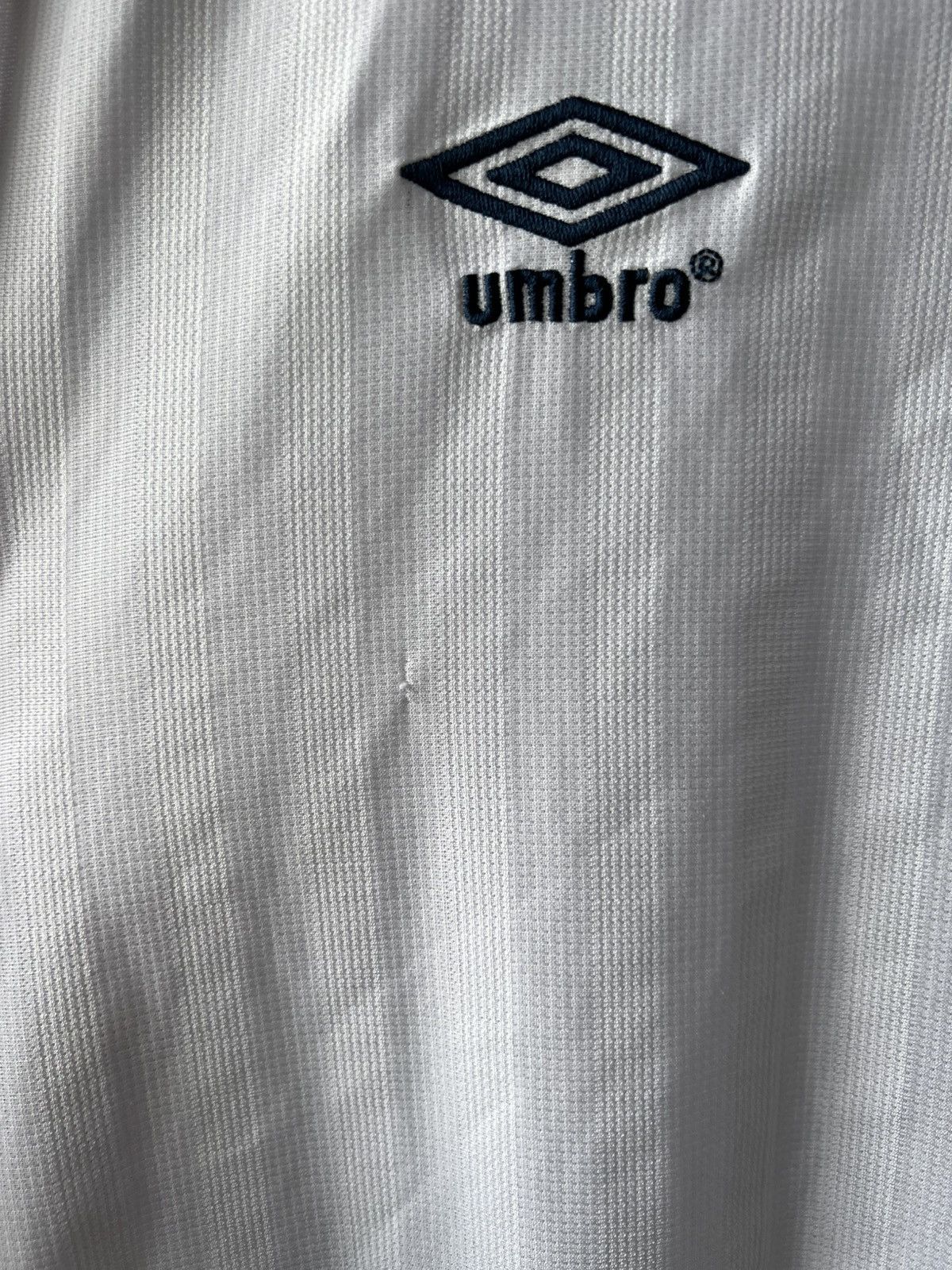 Umbro 1986 PROTOTYPE ENGLAND TEAM REMAKE SOCCER JERSEY SHIRT L Size US L / EU 52-54 / 3 - 8 Thumbnail