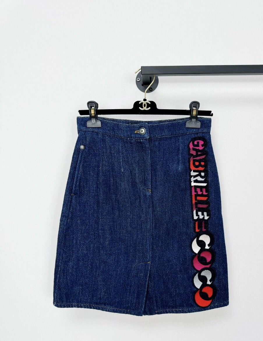Chanel Chanel denim skirt Size 34" / US 12 / IT 48 - 1 Thumbnail