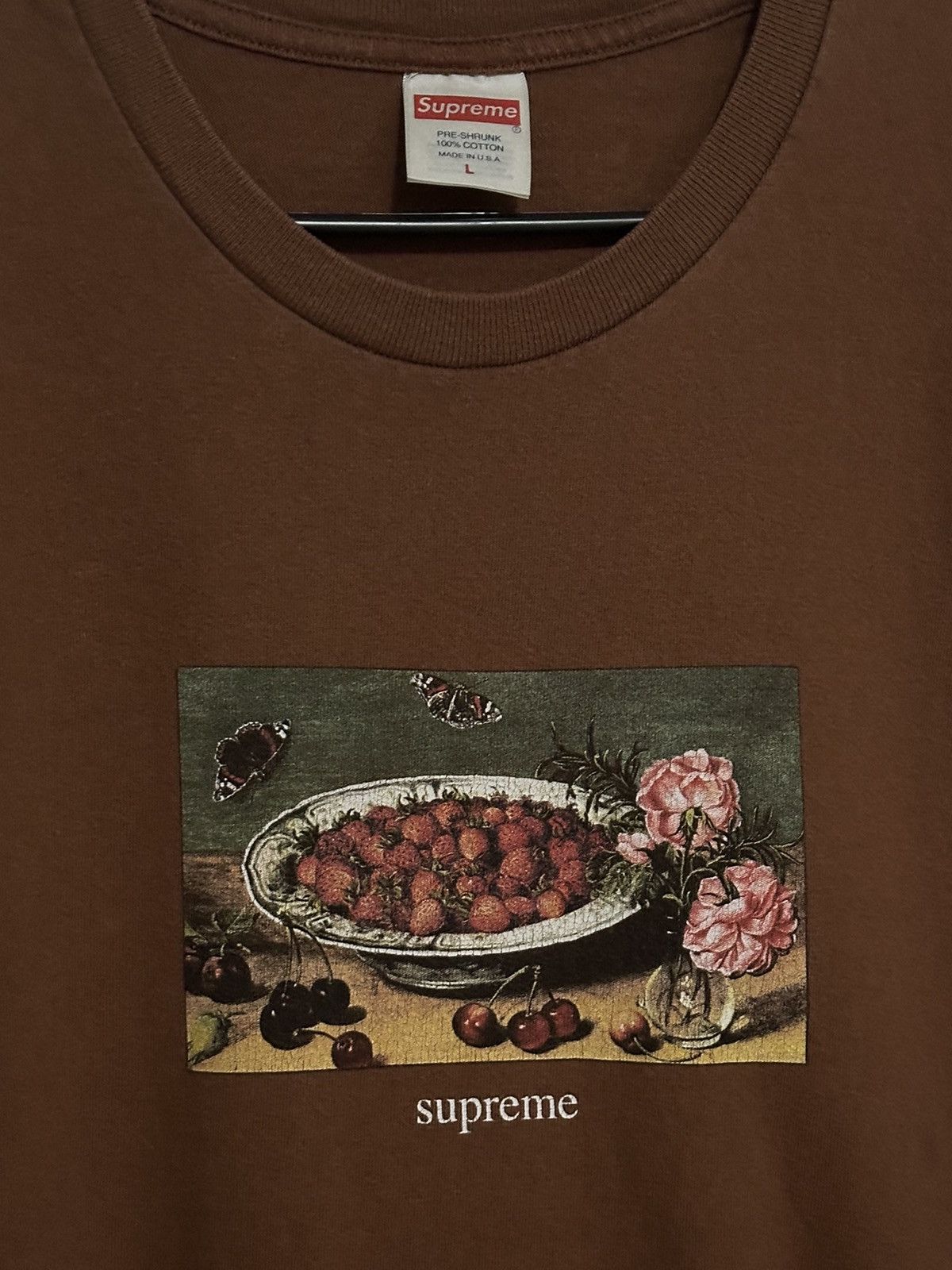 Supreme Supreme Strawberries Tee Size US L / EU 52-54 / 3 - 2 Thumbnail