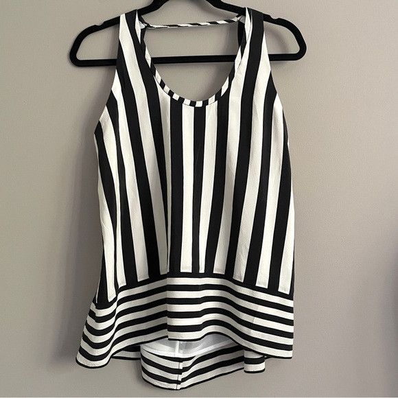 Bcbgmaxazria BCBG B&W Dana Striped Silk Halter Top - Large Size L / US 10 / IT 46 - 11 Thumbnail