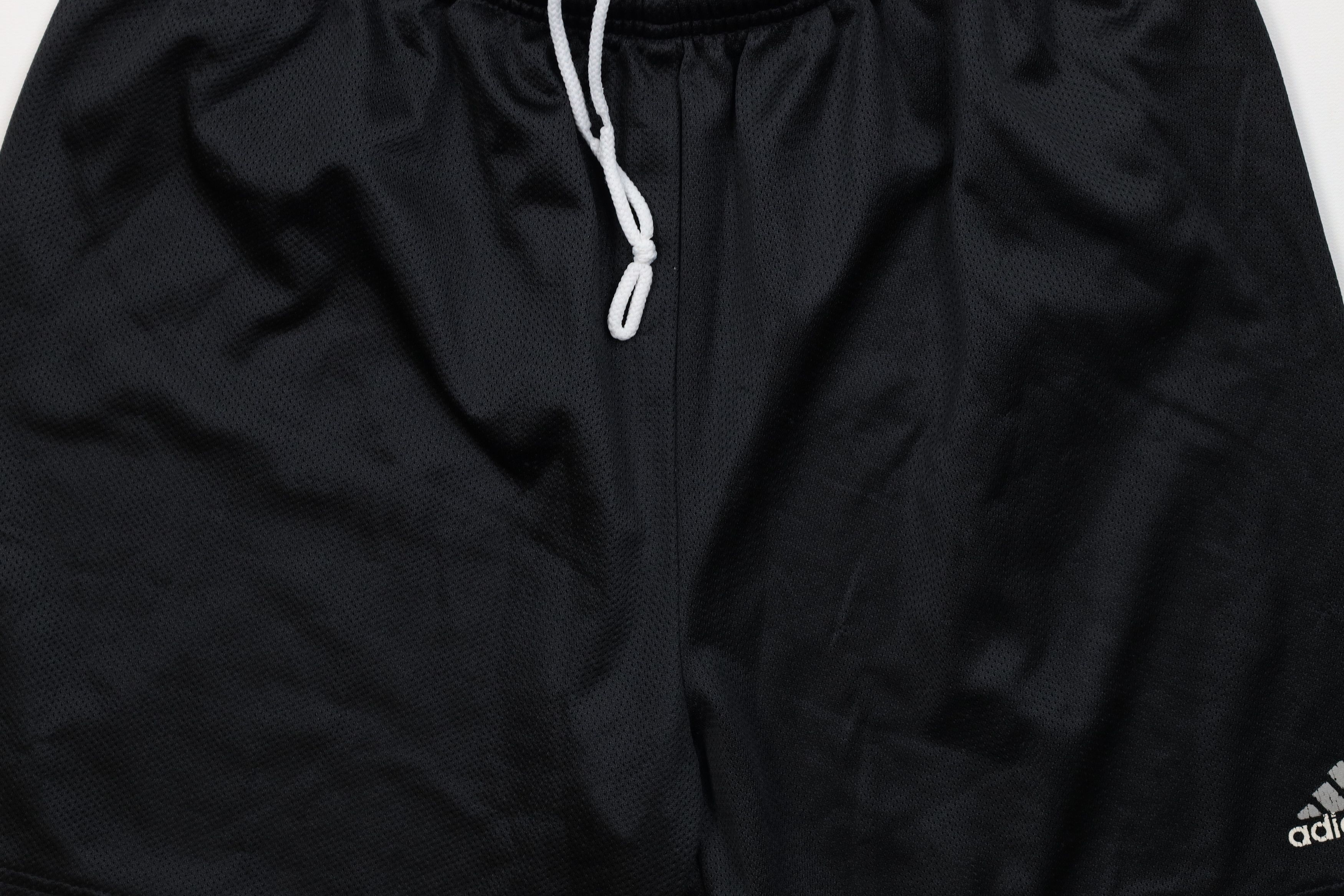 Adidas Vintage 90s Adidas Mesh Running Jogging Soccer Shorts USA Size US 32 / EU 48 - 3 Thumbnail