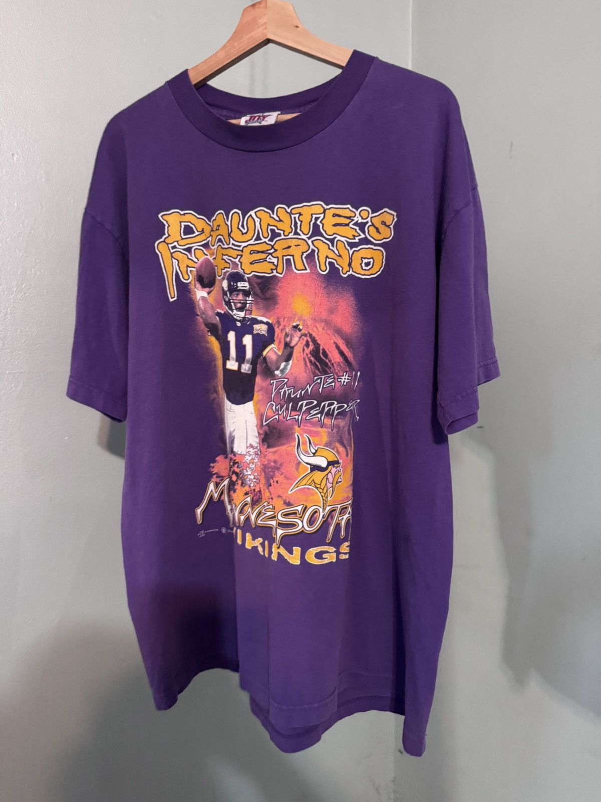 NFL NFL Vintage Football Shirt “Dauntes Inferno” Vikings XL Size US XL / EU 56 / 4 - 1 Thumbnail