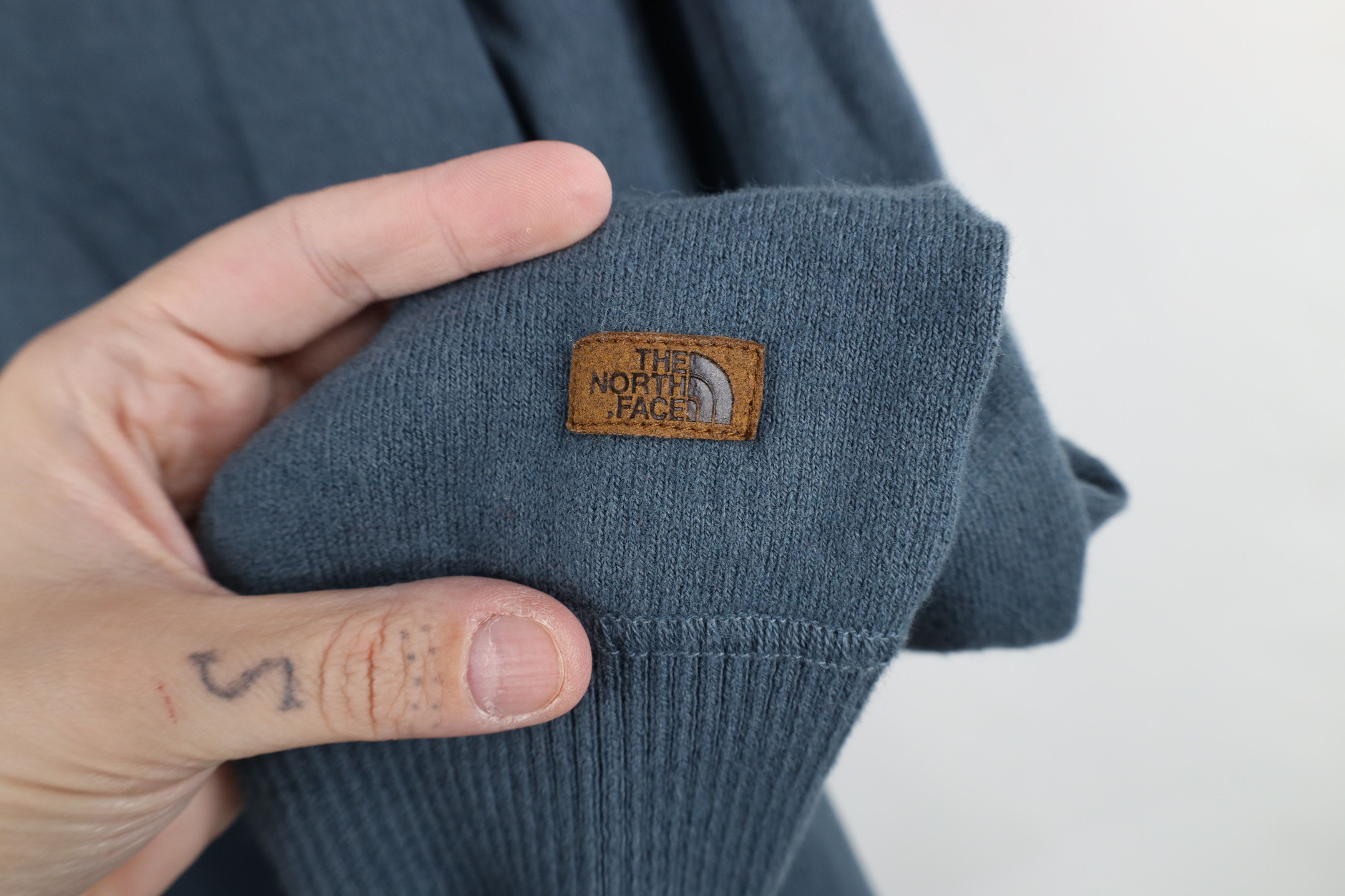 The North Face Vintage The North Face Lightweight Wool Blend Knit Sweater Size US L / EU 52-54 / 3 - 4 Thumbnail