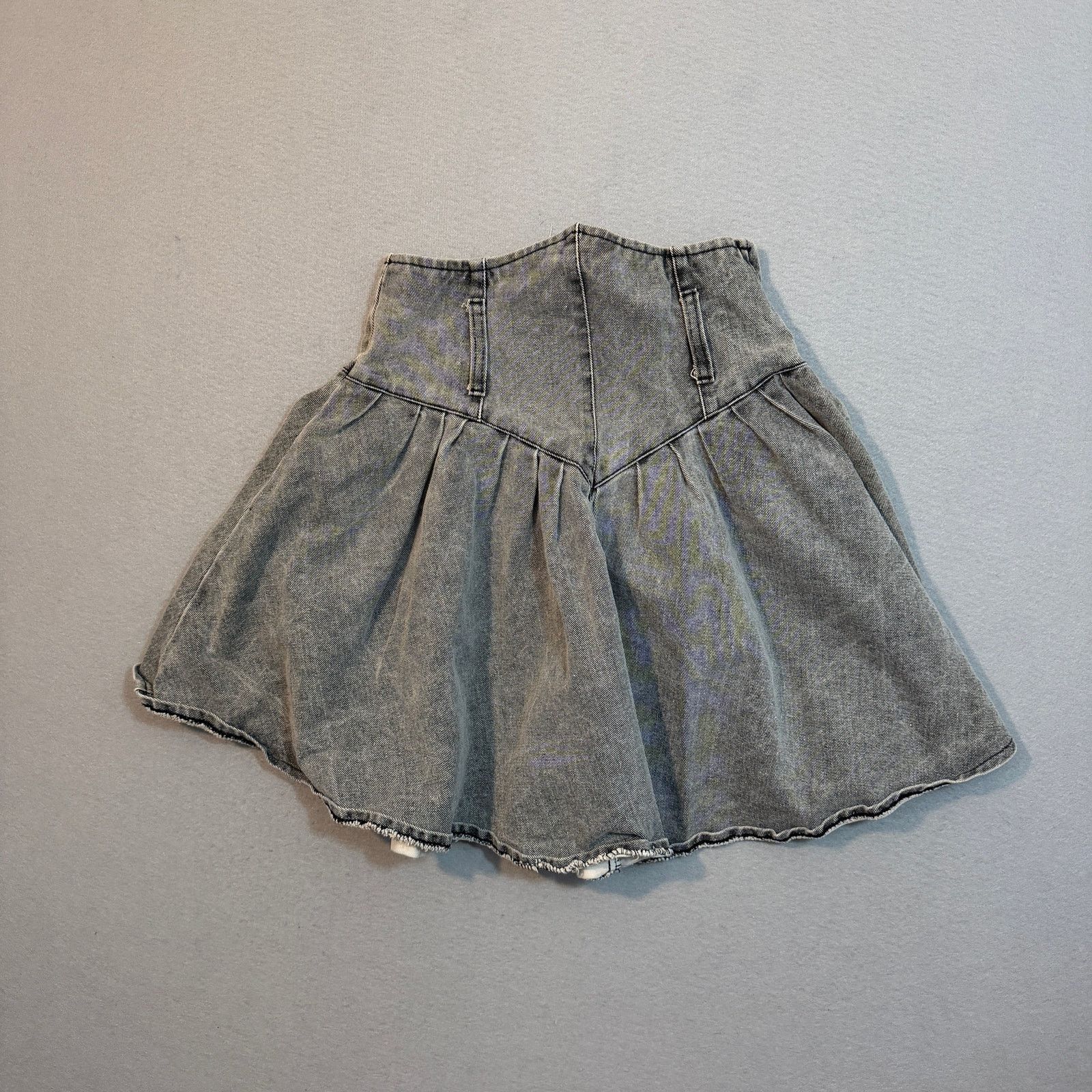 Vintage Vintage Enchanté Pleated Denim Skirt Women's Size 5 Black Size 30" / US 8 / IT 44 - 7 Thumbnail