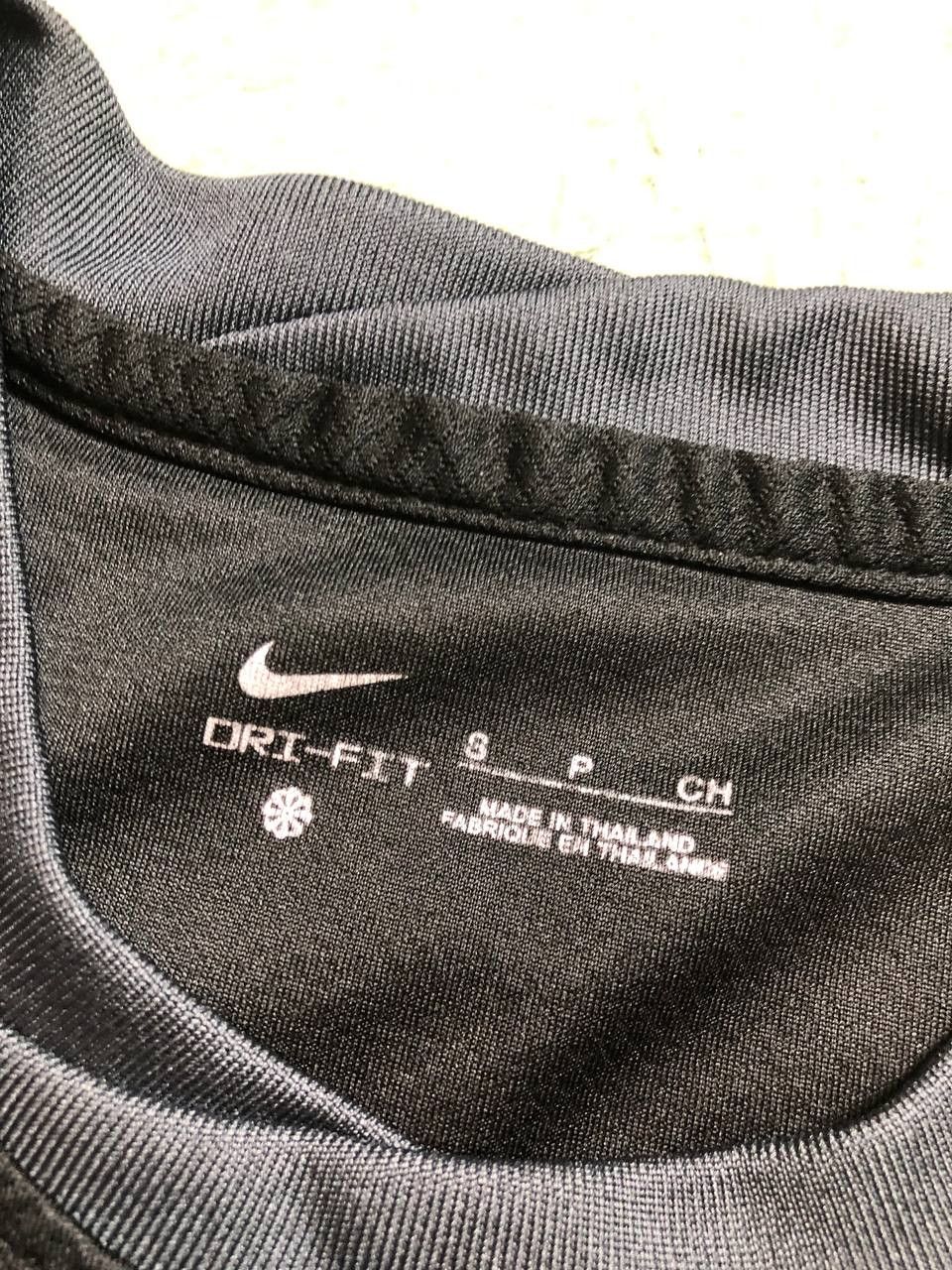 Nike NIKE LIVERPOOL FC #4 VIRGIL CHAMPIONS LEAGUR AWAY JERSEY Size US S / EU 44-46 / 1 - 2 Thumbnail