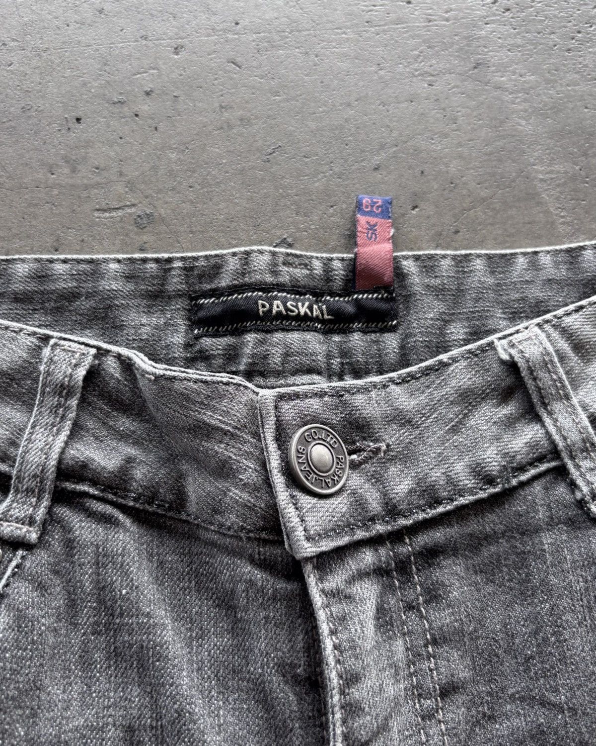 14th Addiction × Japanese Brand × KMRii 2000s Paskal Studed Mud Washed Grey Flared Denim Pants Size US 29 - 4 Thumbnail