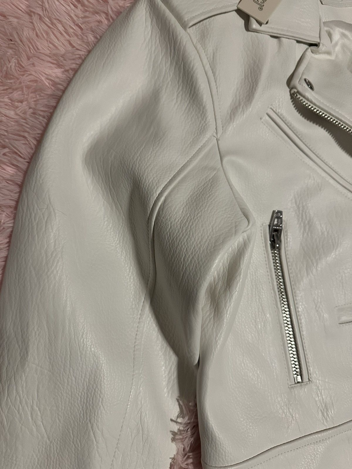 Other NWT BLANKNYC White Thick Vegan Leather Biker Jacket Zip Up Size XS / US 0-2 / IT 36-38 - 3 Thumbnail