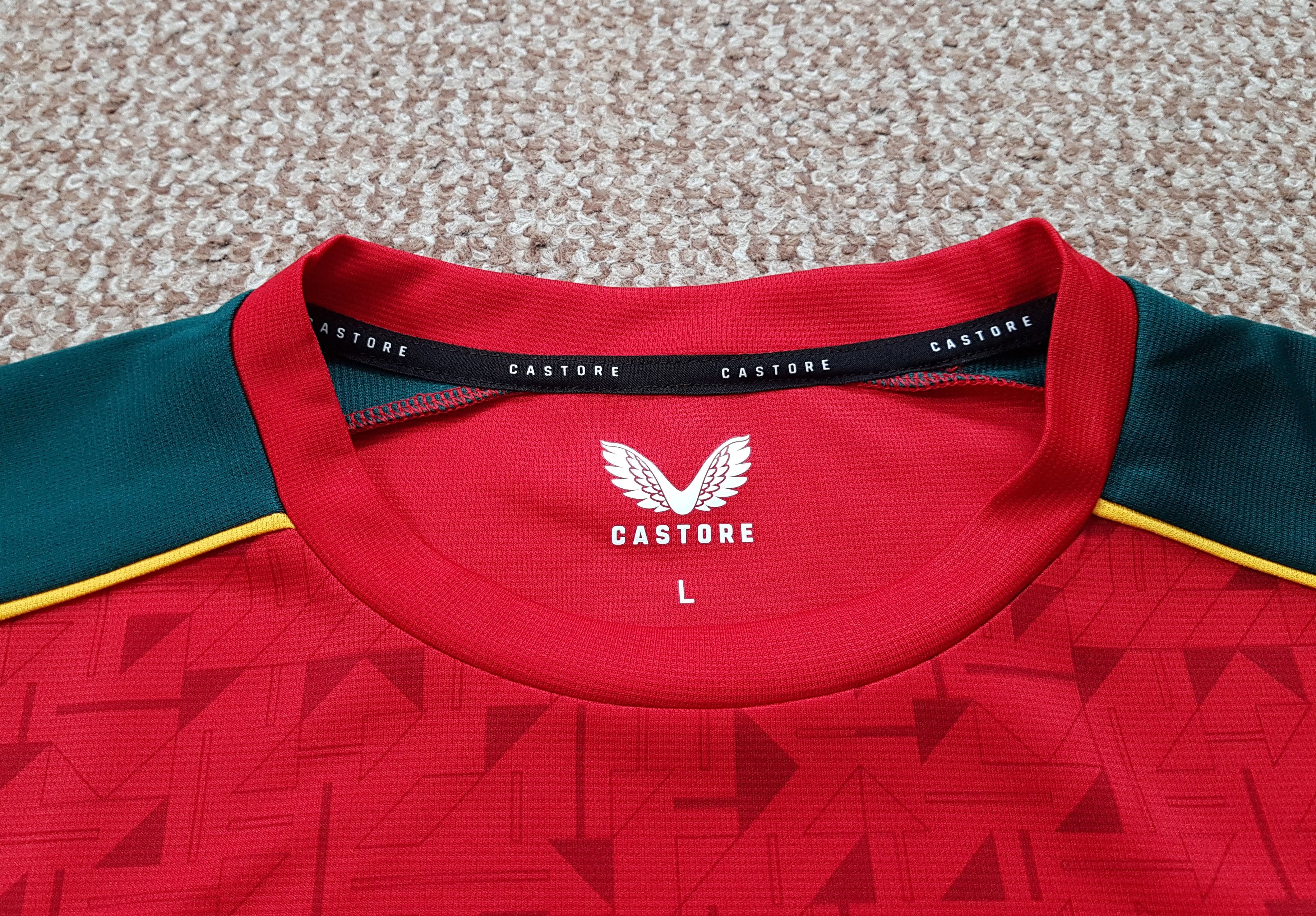 Castore Wolverhampton Away 2023/24 Jersey Soccer Shirt Castore sz L Size US L / EU 52-54 / 3 - 10 Thumbnail