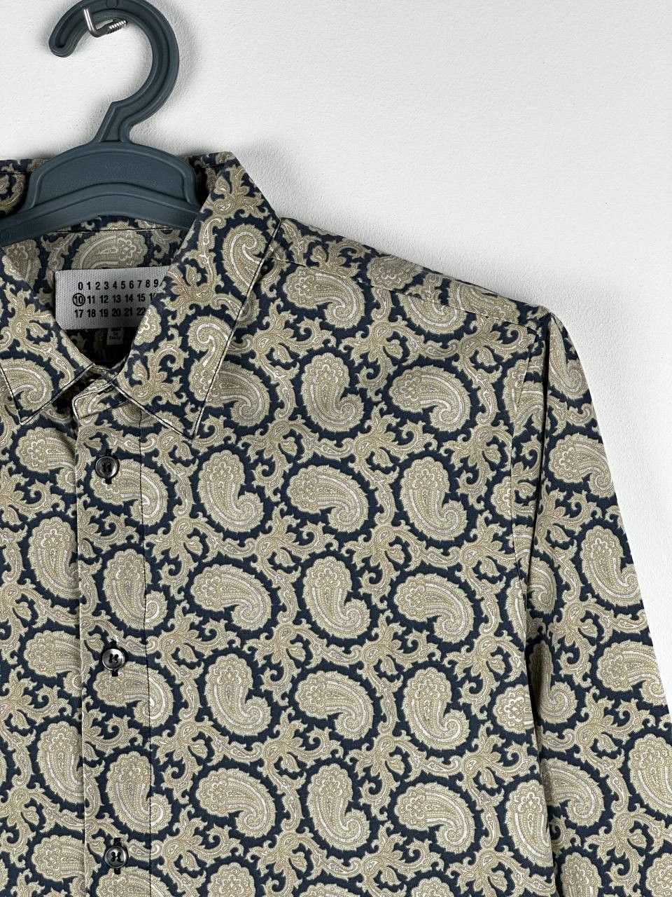 Maison Margiela Maison Margiela Printed Shirt Size US M / EU 48-50 / 2 - 5 Thumbnail
