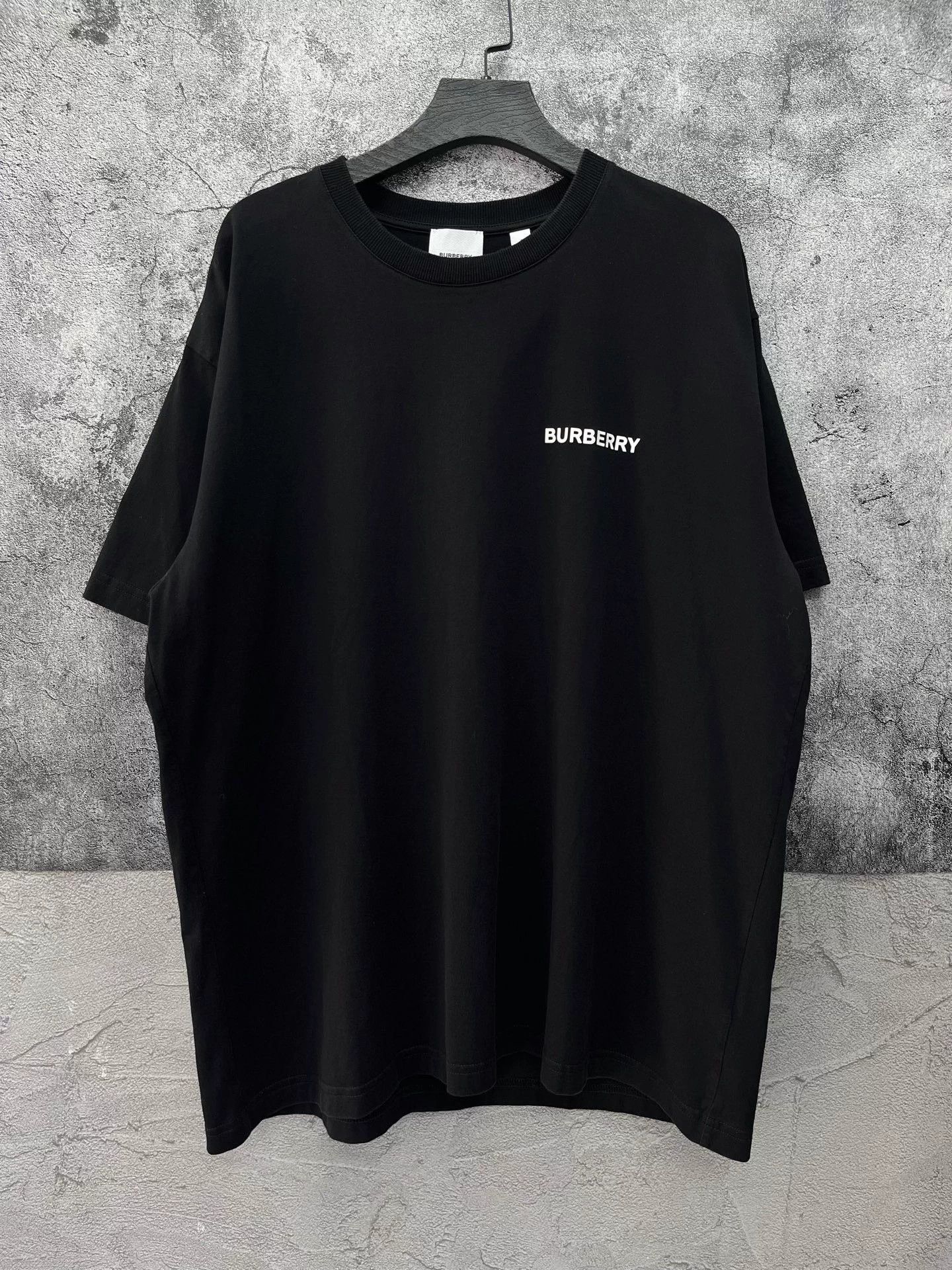 Burberry Burberry FW22 Back Wheat Horseferry Short-Sleeve S 99 New Size US S / EU 44-46 / 1 - 2 Thumbnail