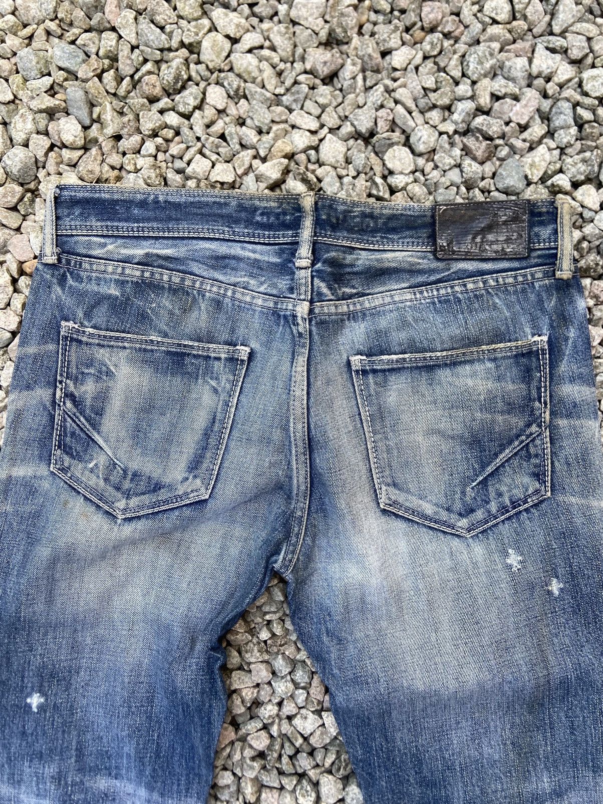 GOSTAR DE FUGA GOSTAR DE FUGA distressed denim jeans Size US 33 - 19 Thumbnail
