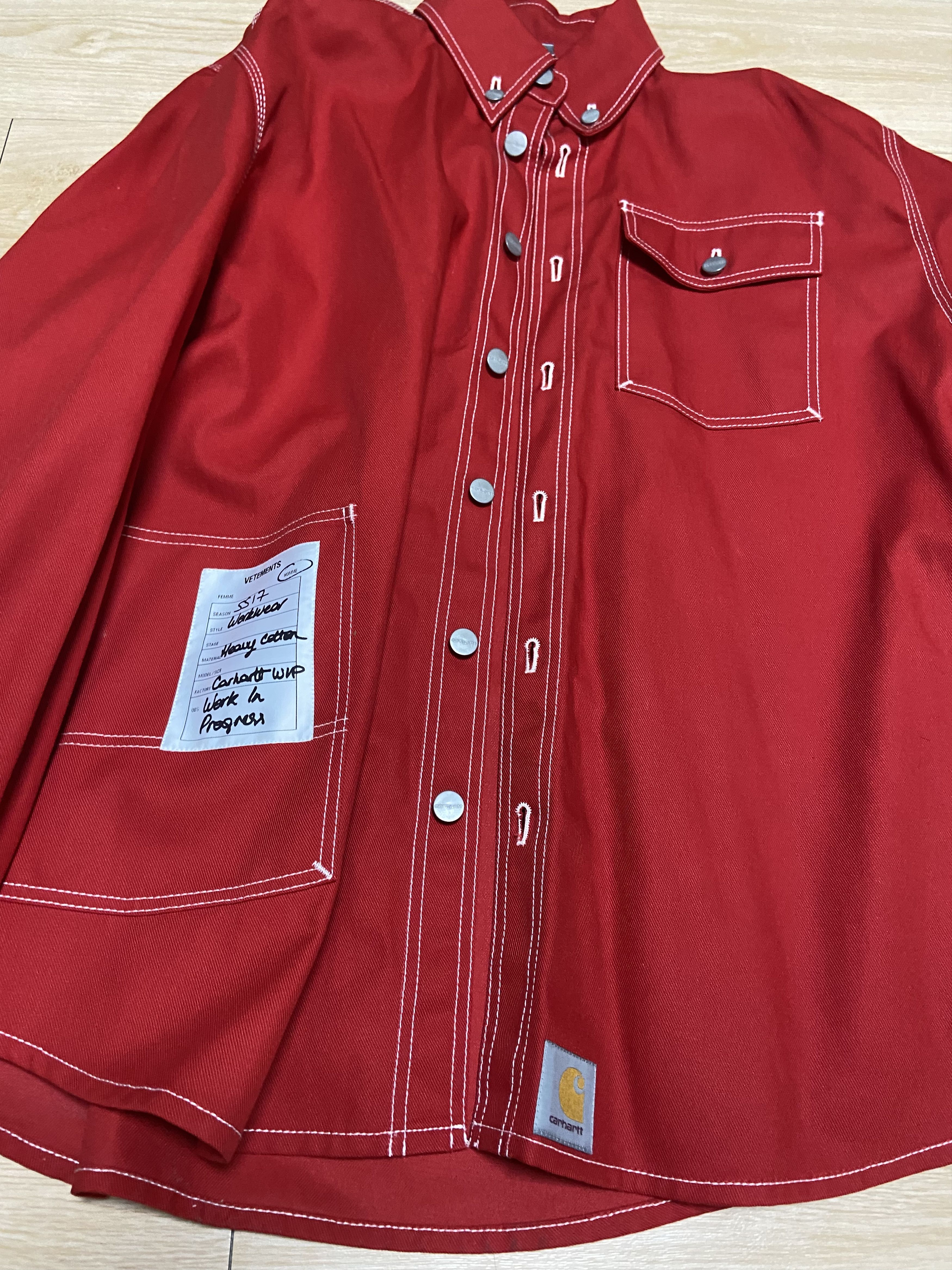 Carhartt × Vetements XS Vetements Carhartt oversized work jacket red Size US XS / EU 42 / 0 - 3 Thumbnail