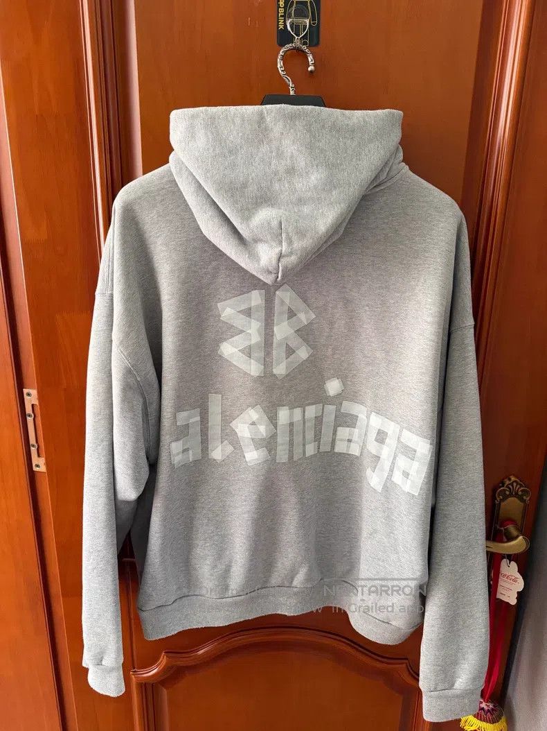 Balenciaga Balenciaga Gray Tape Logo Hooded Sweatshirt Size US M / EU 48-50 / 2 - 2 Thumbnail