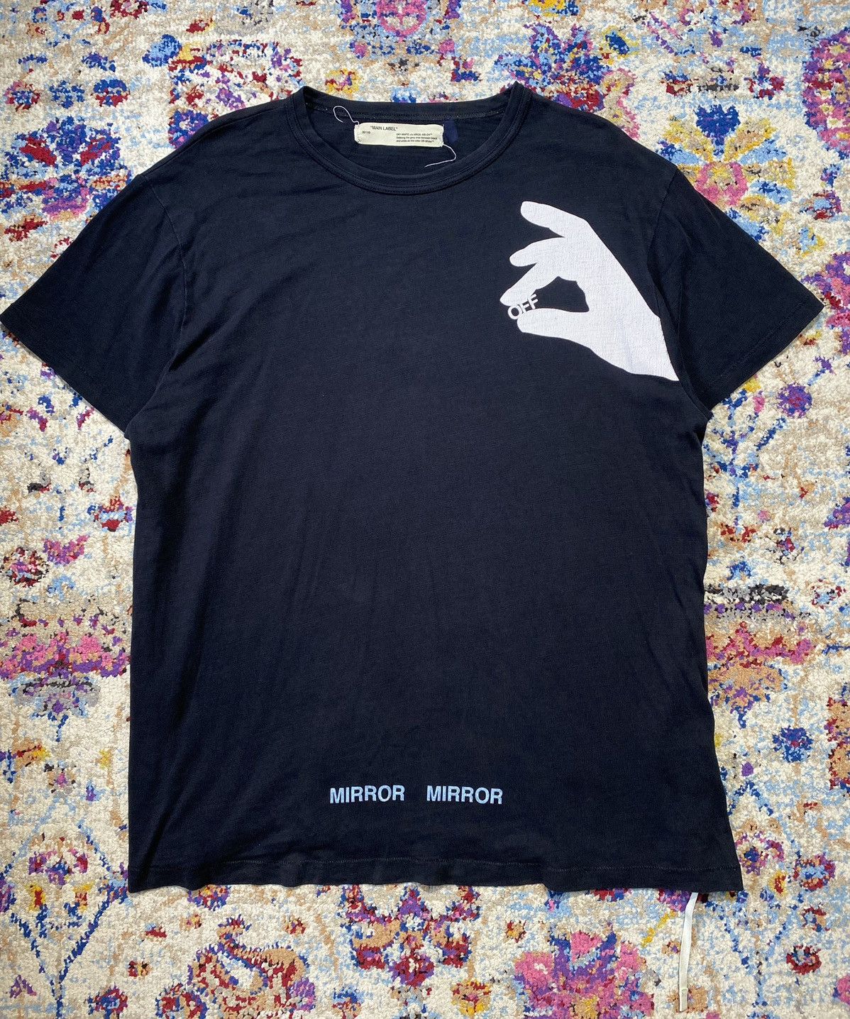Off-White Off-White c/o Virgil Abloh Mirror Mirror Finger Graphic Tees Size US L / EU 52-54 / 3 - 1 Thumbnail