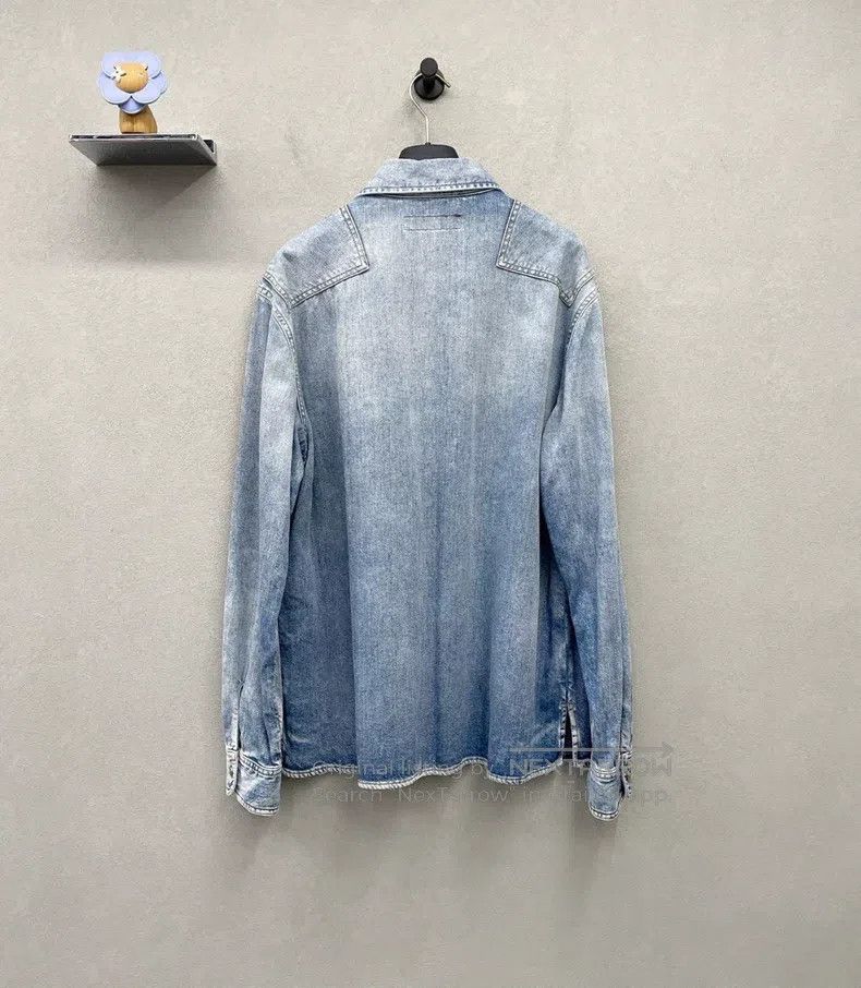 Louis Vuitton Louis Vuitton Light blue denim jacket Size US L / EU 52-54 / 3 - 3 Thumbnail