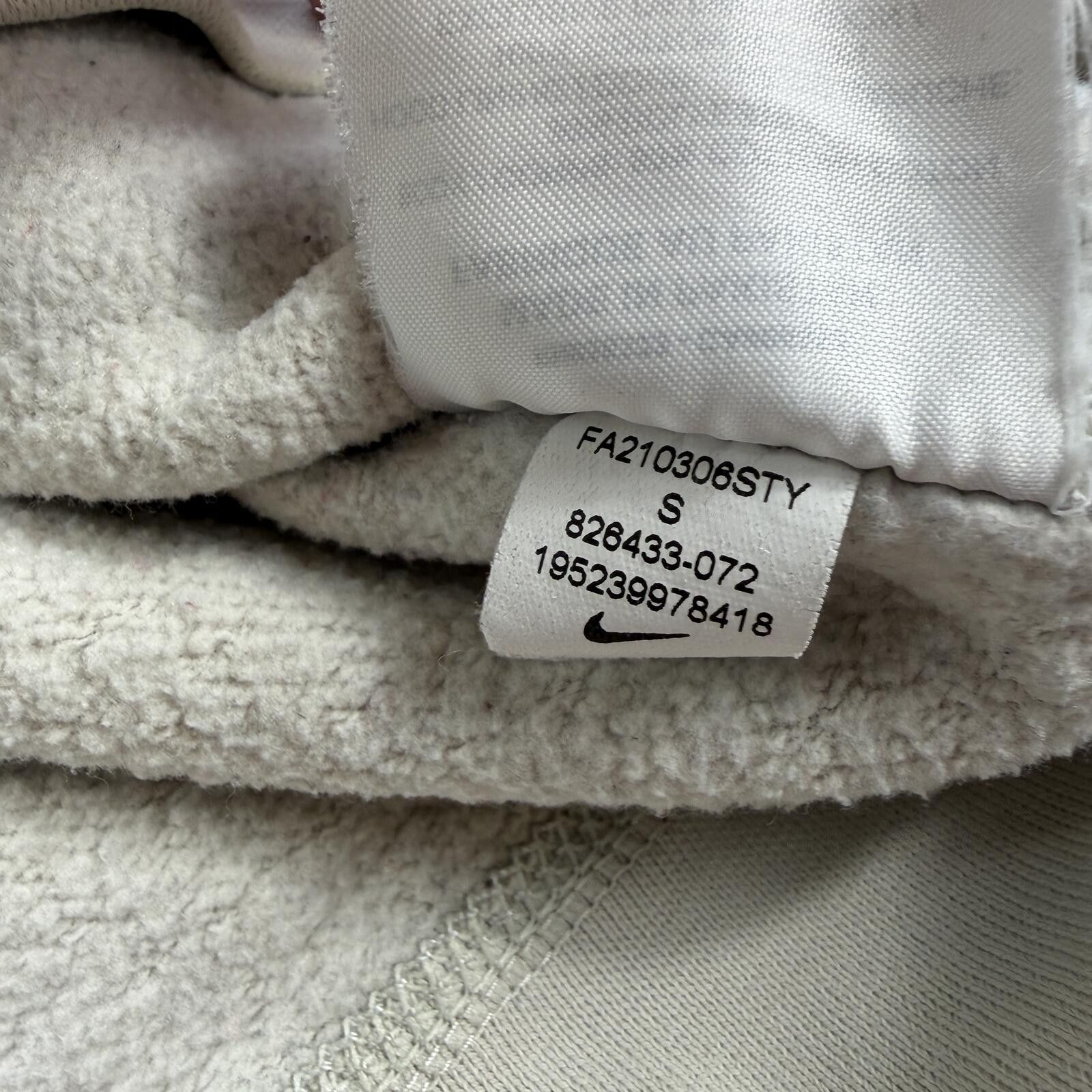 Nike Nike Mini Swoosh Hoodie Beige Pullover Sweatshirt Mens S Size US S / EU 44-46 / 1 - 6 Thumbnail