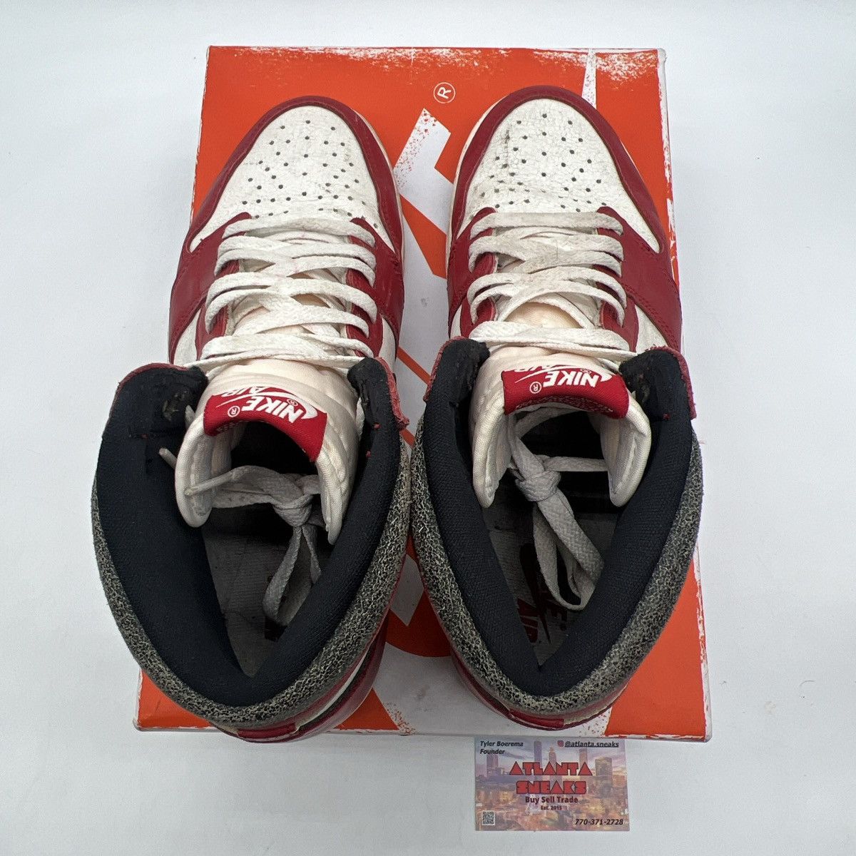 Nike Air Jordan 1 high Chicago lost & found Size US 11.5 / EU 44-45 - 7 Thumbnail