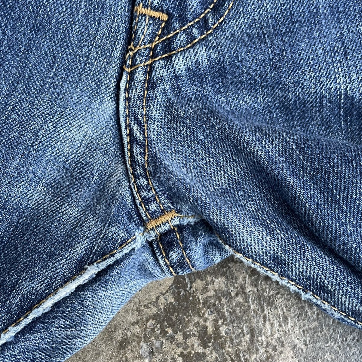 Levi's Vintage Clothing 🔥Vintage Levis 501 Stoned Washed Distress Denim Jeans Size US 31 - 8 Thumbnail