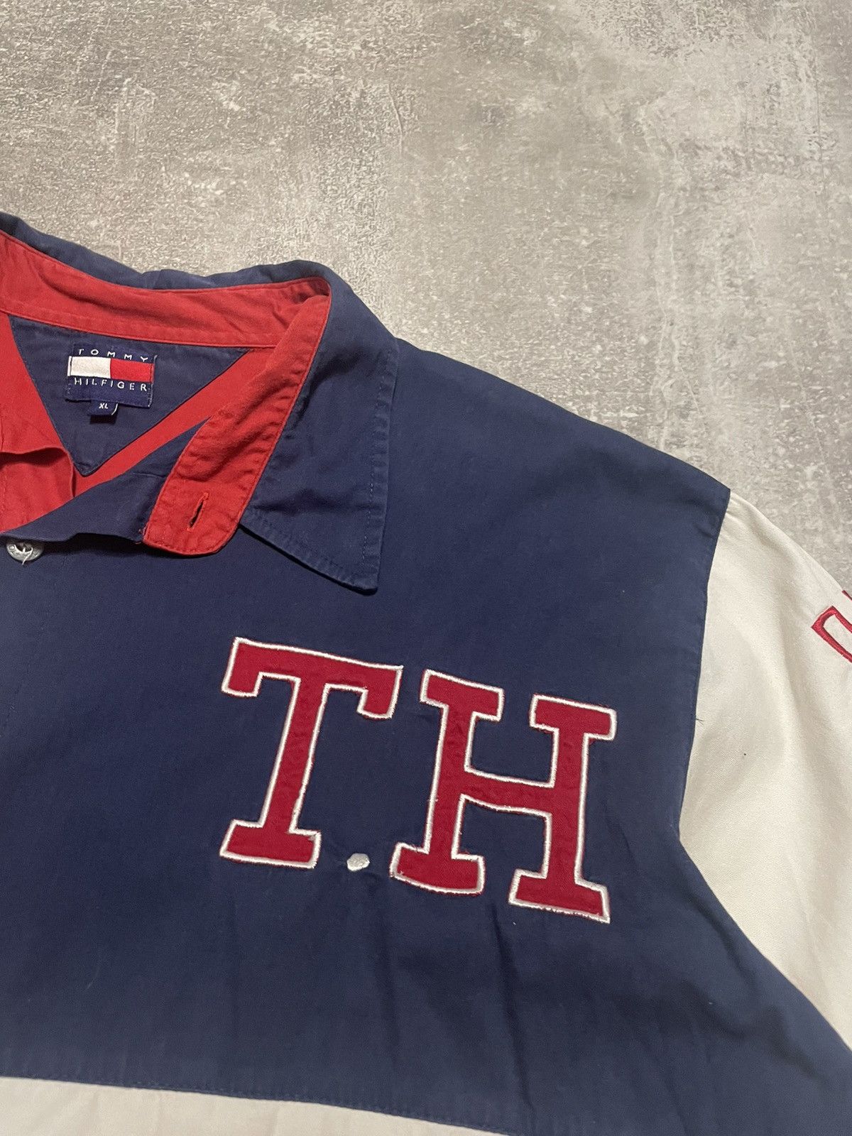 Other Vintage Tommy Hilfiger USA Flag Button Up Shirt Size US XL / EU 56 / 4 - 7 Thumbnail