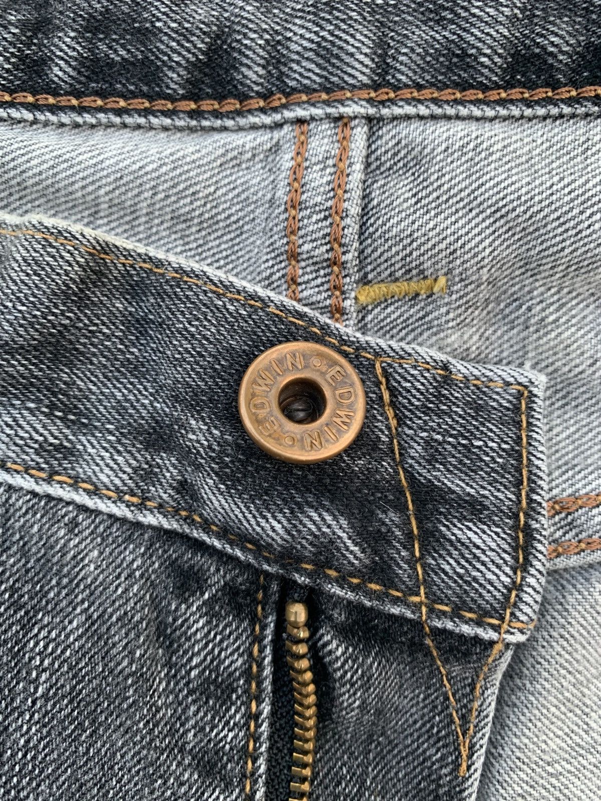 Edwin VINTAGE EDWIN 505zx SELVEDGE FADED & RUSTY DISTRESSED DENIM Size US 30 / EU 46 - 12 Thumbnail