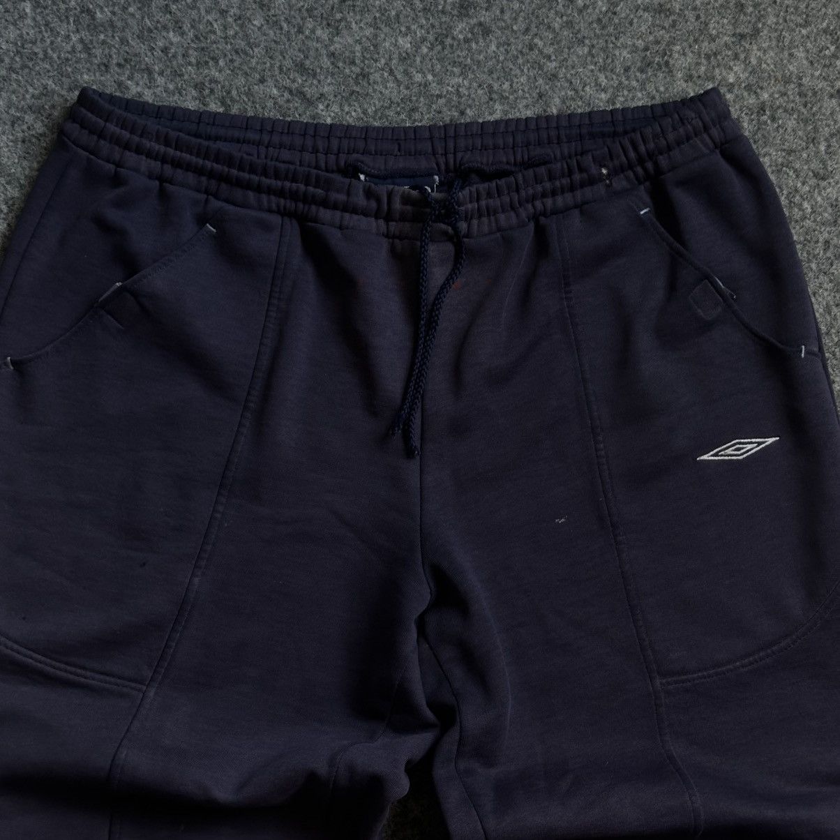 Umbro VTG Umbro Joggers Size L Trashed Sun Fades Y2K 00s USA Hype Size US 36 / EU 52 - 4 Thumbnail