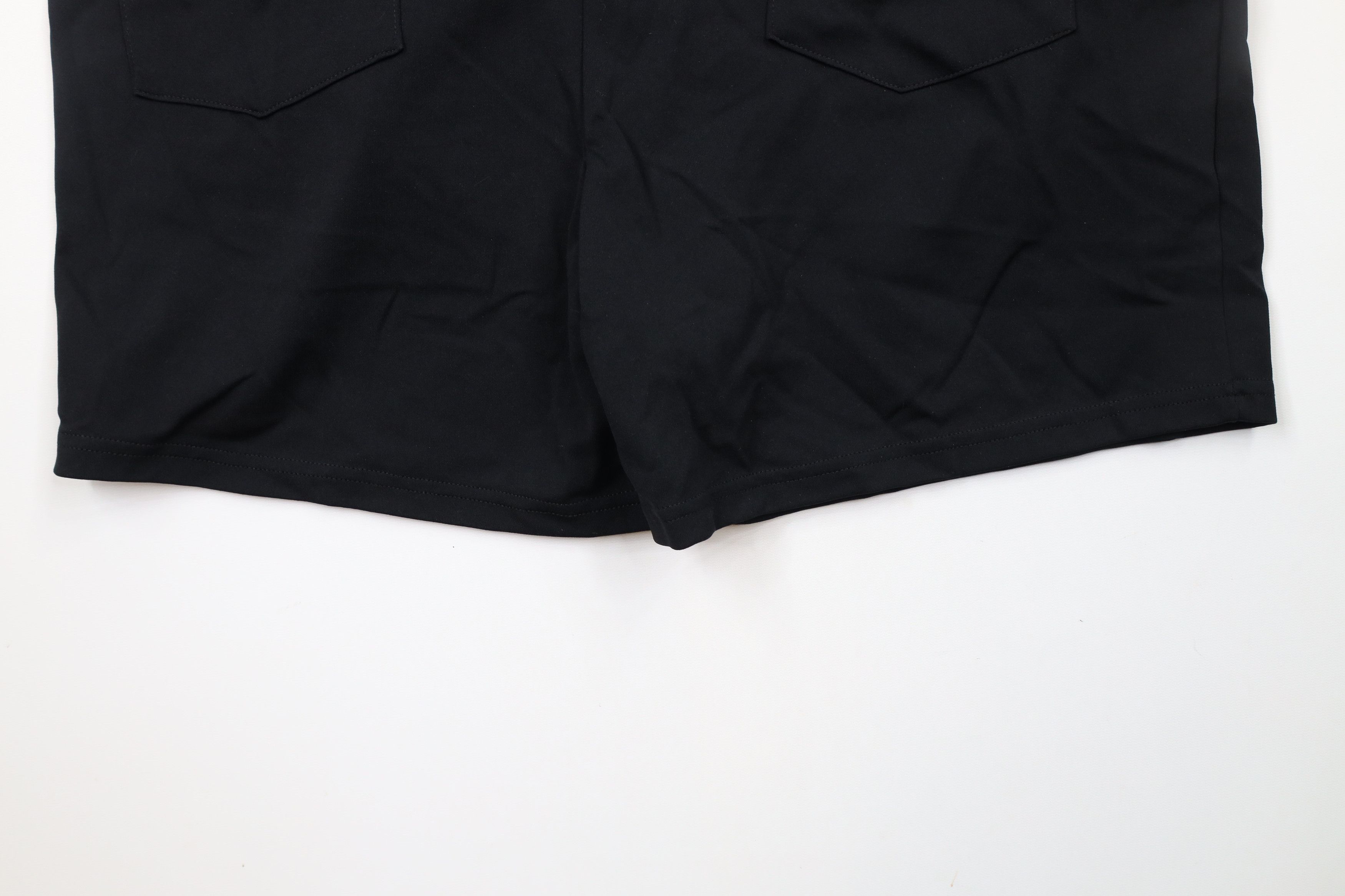Vintage Deadstock Vintage 90s Streetwear Knit Coaches Shorts Black Size US 38 / EU 54 - 13 Thumbnail