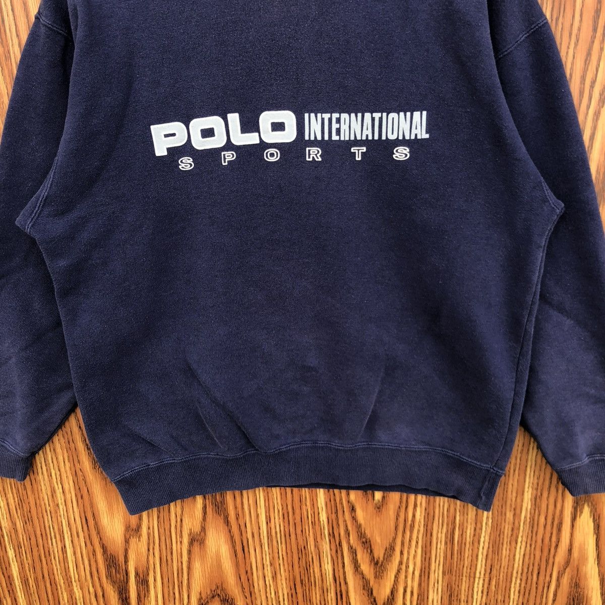 Vintage vintage Polo International Sport Big Logo Sweatshirt Size US M / EU 48-50 / 2 - 4 Thumbnail