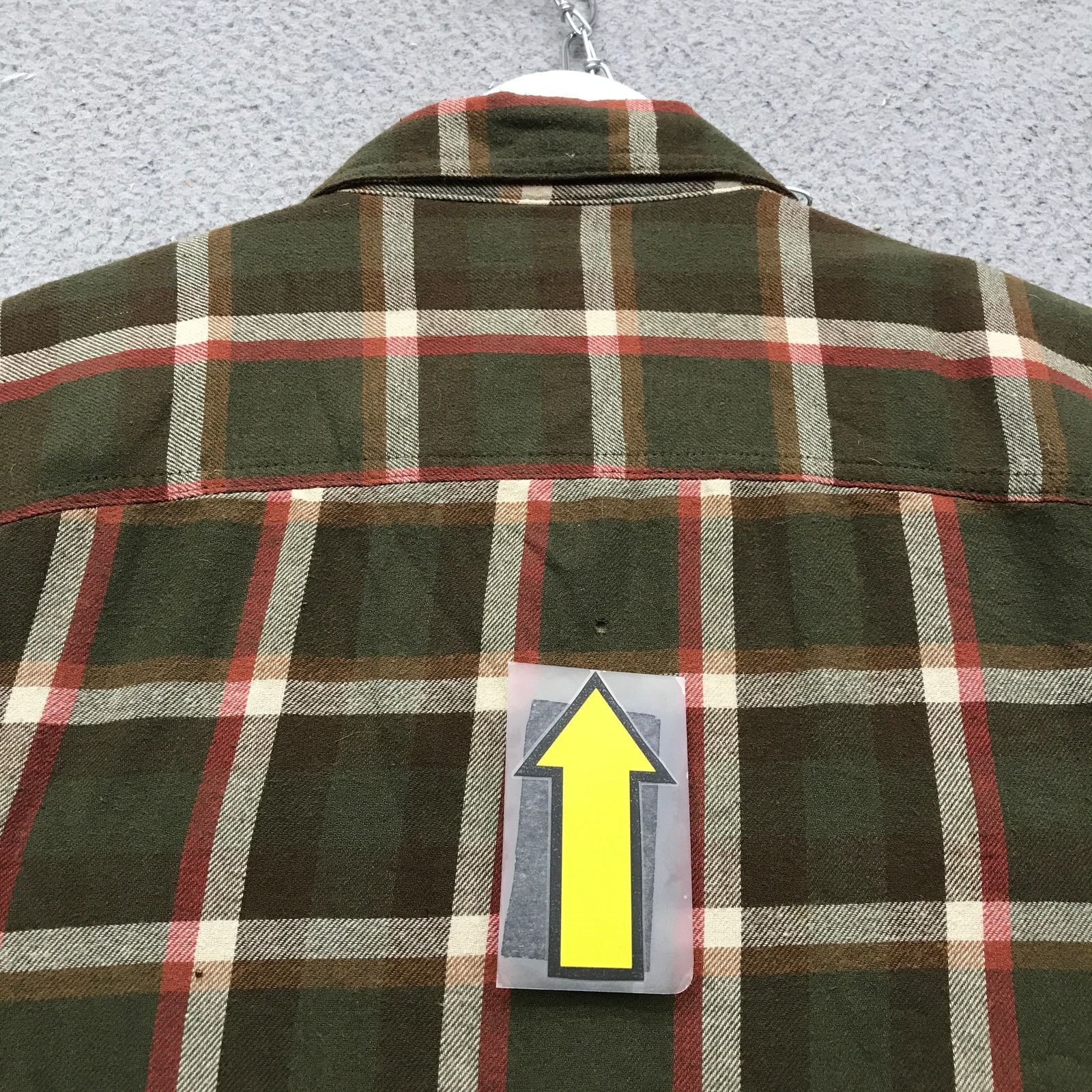 Wrangler Wrangler Flannel Plaid Button Shirt Mens Medium Green Red Size US M / EU 48-50 / 2 - 9 Thumbnail