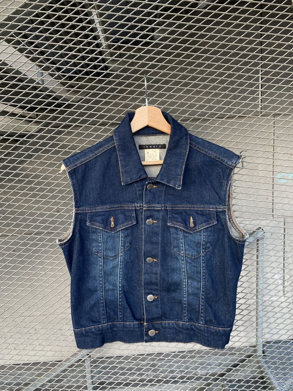 Theory Theory Denim Streetwear Vest Size US M / EU 48-50 / 2 - 1 Thumbnail