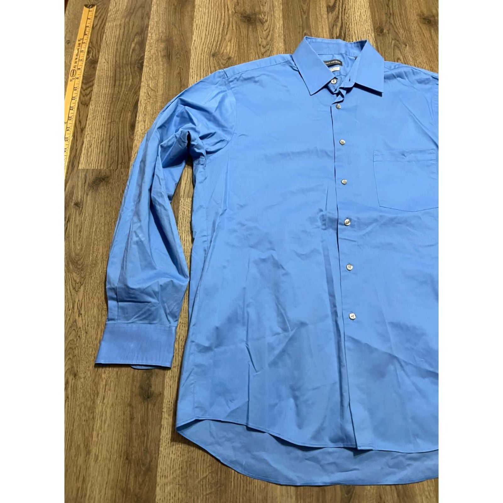 Van Heusen Van Heusen Shirt Men 15-15.5 34/35 Button-Up Long Sleeve Blue Vintage No (adjusted) Size US M / EU 48-50 / 2 - 3 Thumbnail