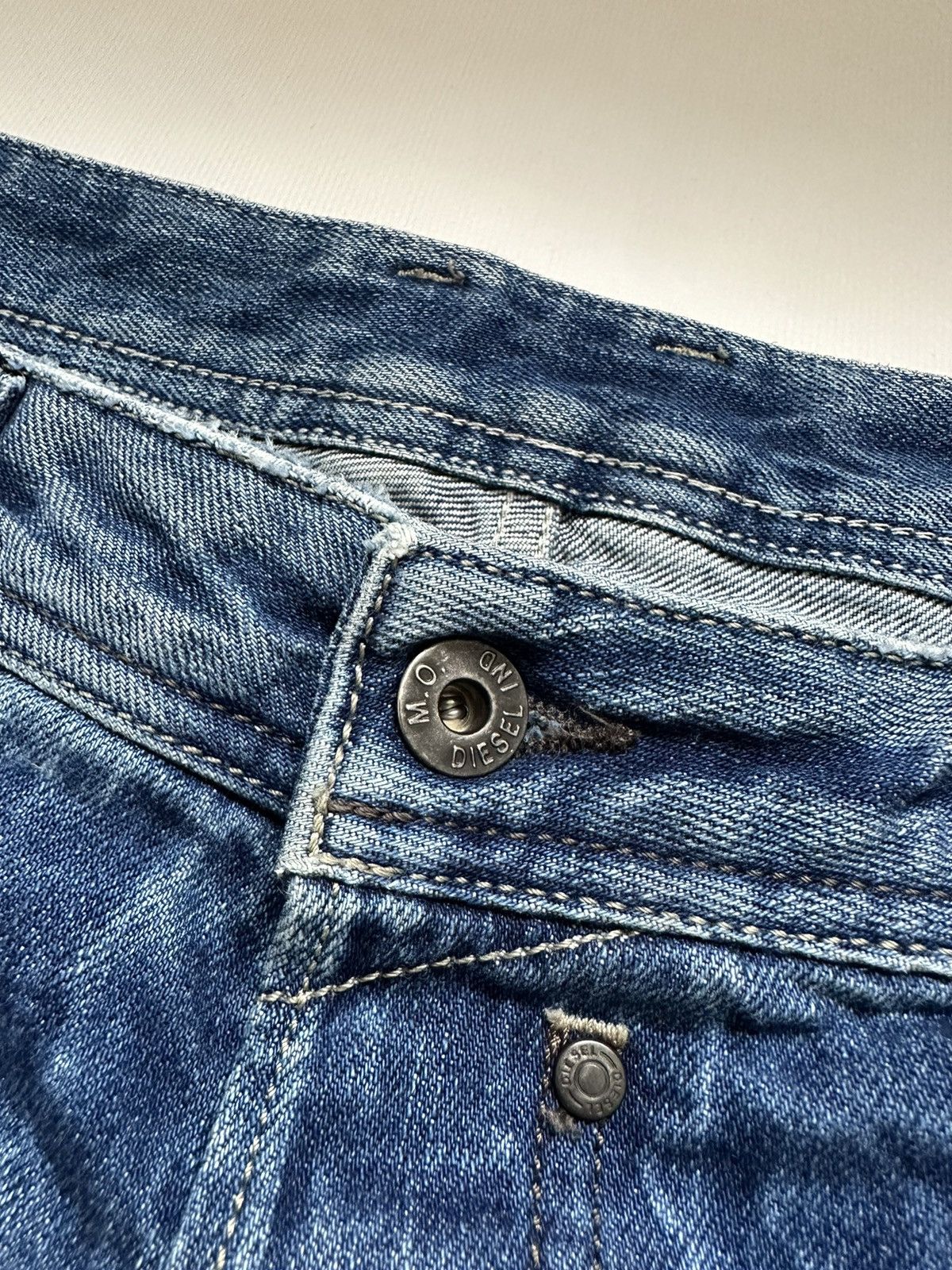 Diesel Y2K Distressed Diesel Jeans Baggy Size US 36 / EU 52 - 5 Thumbnail