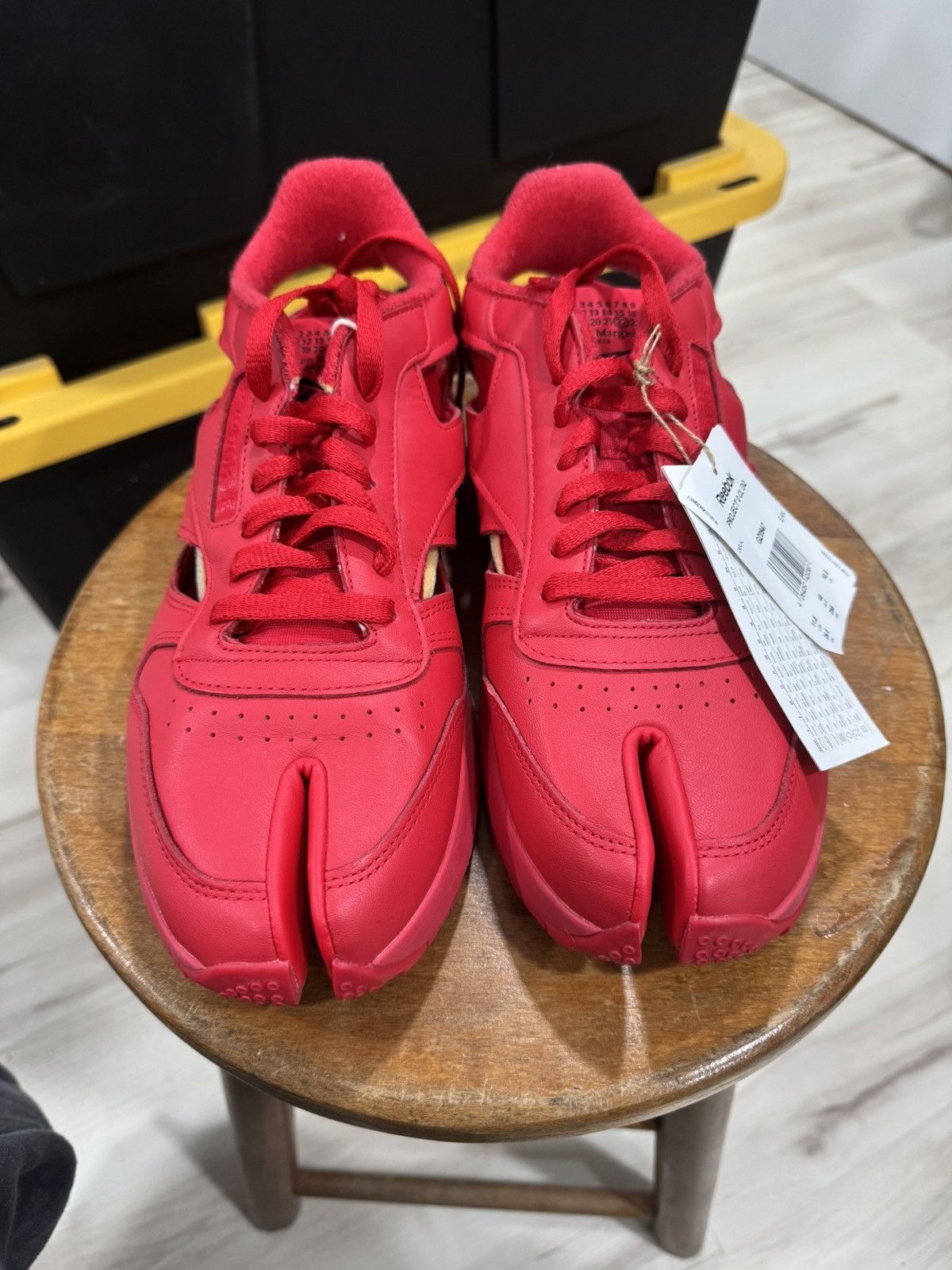 Maison Margiela × Reebok Reebok X Margiela Classic Leather Tabi Low (Red) Size US 11.5 / EU 44-45 - 1 Thumbnail