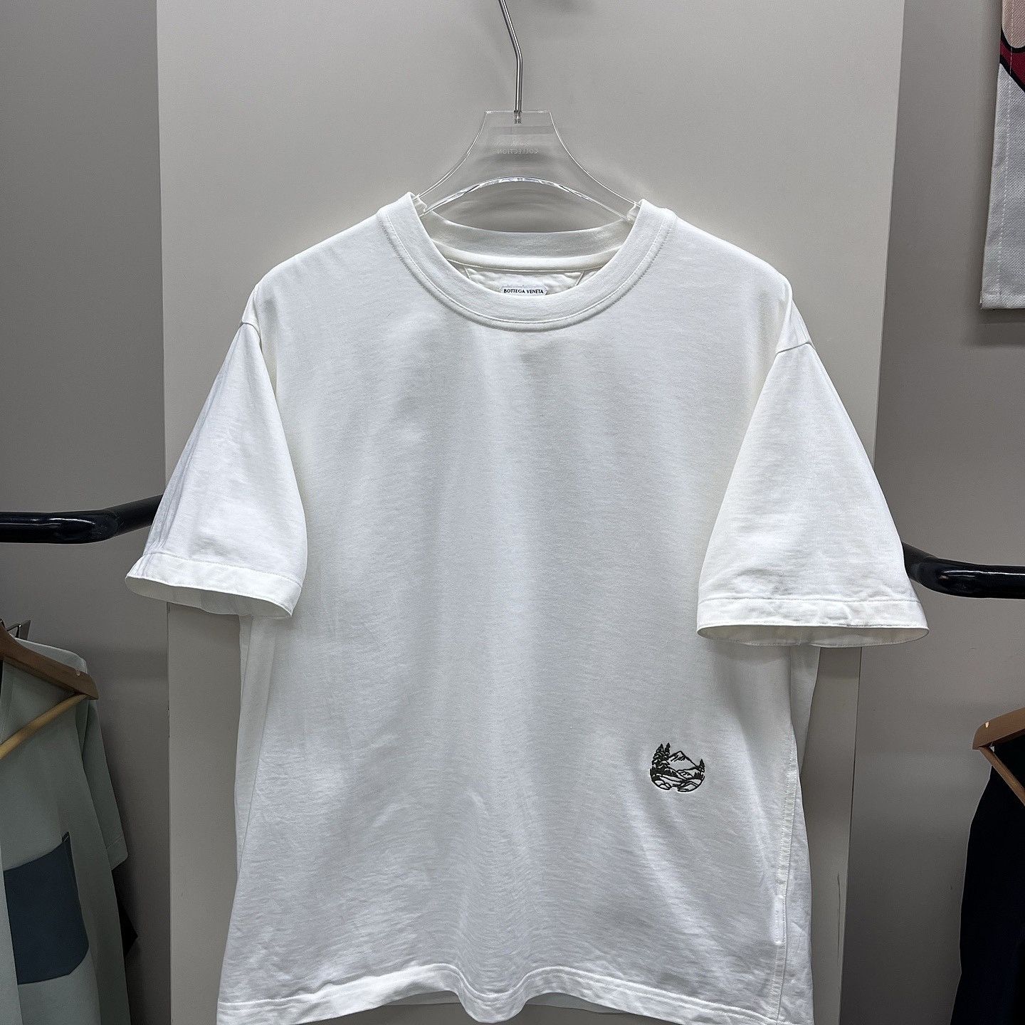 Bottega Veneta Bottega Veneta Mountain Embroidery T-Shirt Size S Size US S / EU 44-46 / 1 - 1 Thumbnail