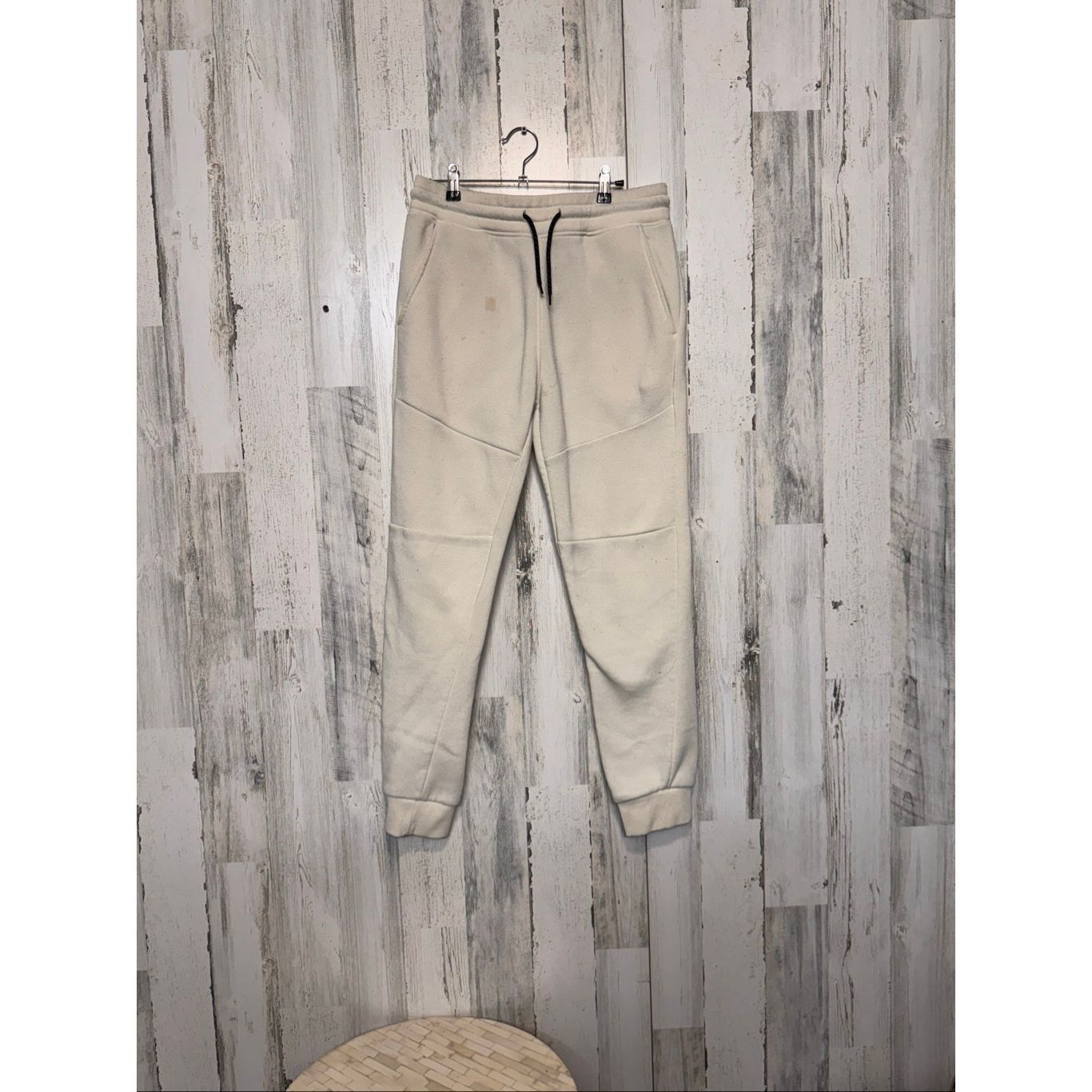 Other Fleece Joggers Beige Cream Sweatpants Size Medium Comfy Fit Size US 31 - 1 Thumbnail