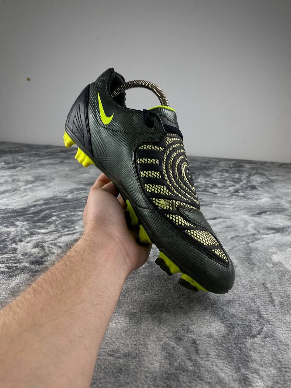Nike Vintage 2007 Nike Total 90 Football Boots Soccer Cleats Men Size US 10 / EU 43 - 10 Thumbnail