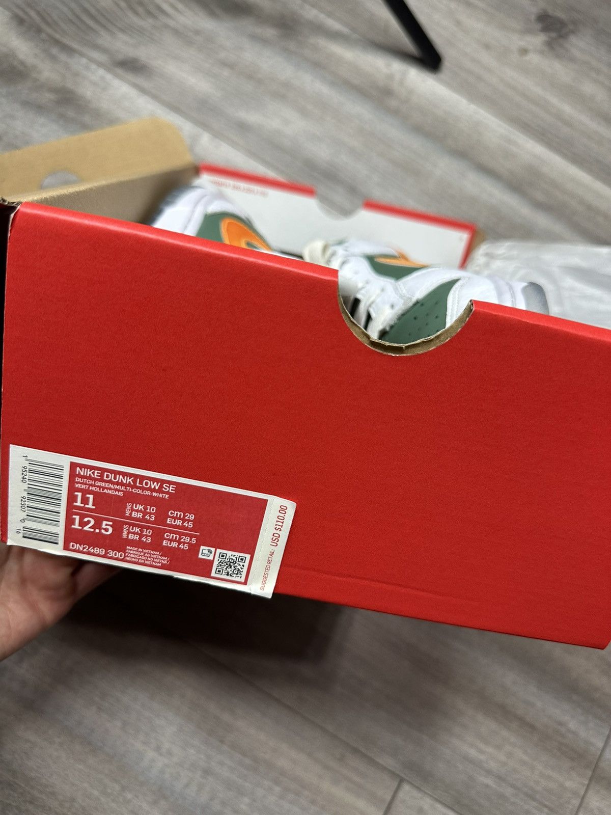 Nike Nike Dunk Low SE NY VS. NY Size 11 Size US 11 / EU 44 - 2 Thumbnail