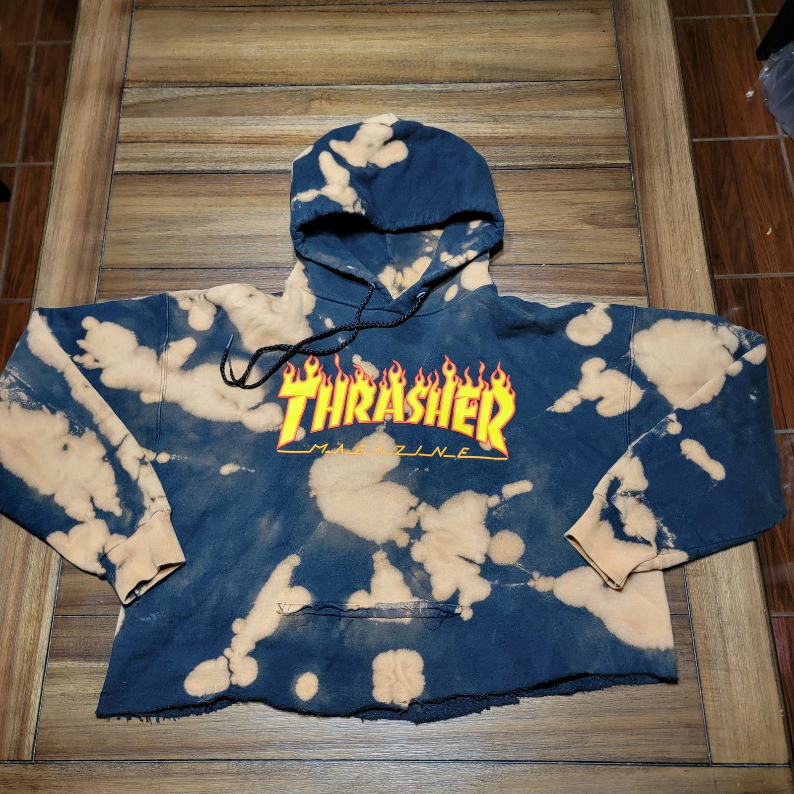 Thrasher Thrasher Magazine LS Cut Crop Tie-Dye Hoodie - Size Medium Size M / US 6-8 / IT 42-44 - 1 Thumbnail