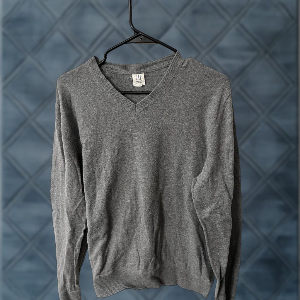 Gap Gap Sweater Men Large Gray V-Neck Pullover Sweatshirt, Cotton Blend, Logo, Casual Knit, Regular Fit, Vintage No, Gap Brand, inetic 90s? Size US L / EU 52-54 / 3 - 1 Thumbnail